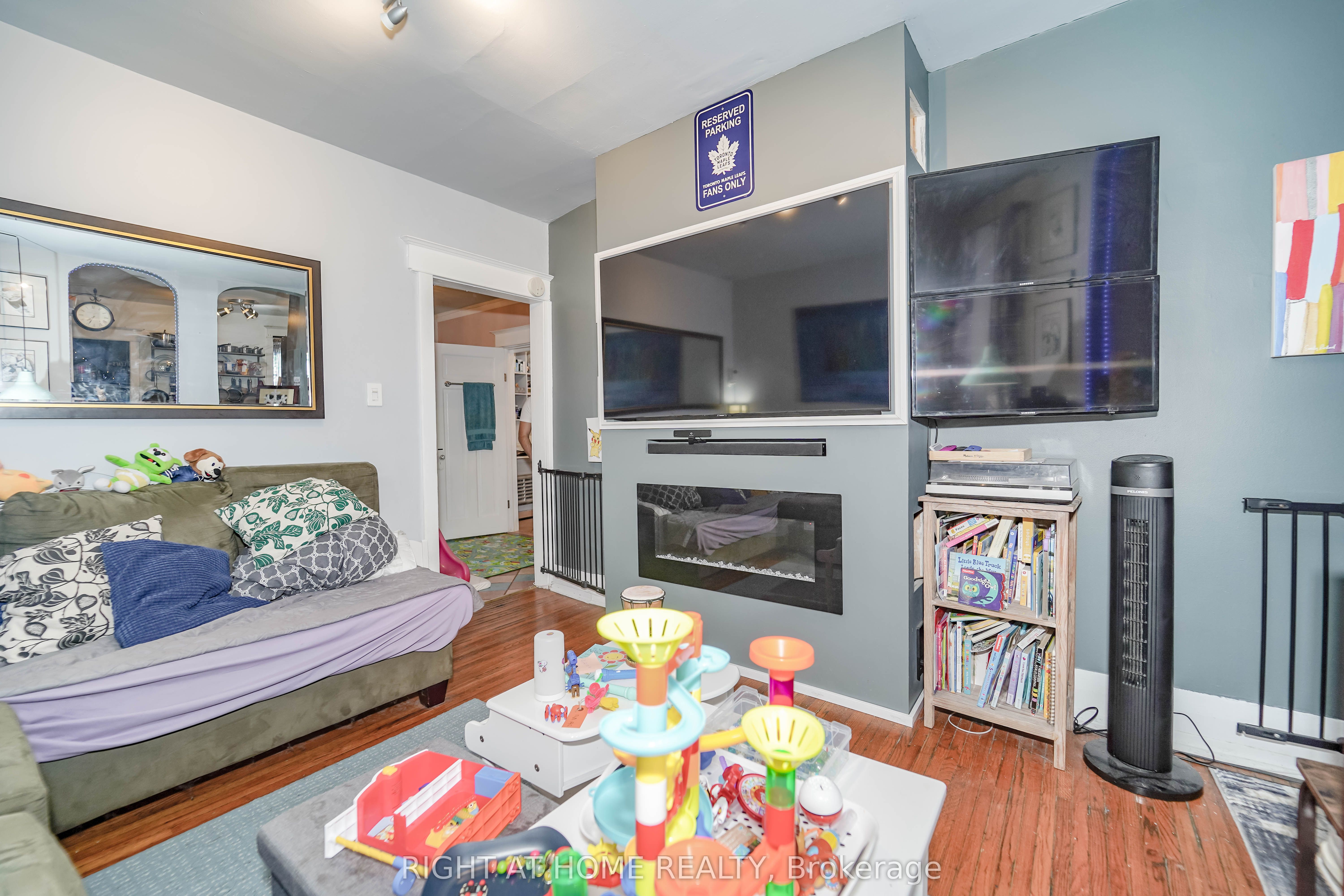 510 Danforth Avenue Property Photo 36