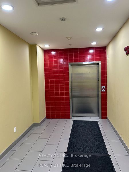 #208 - 69 Lebovic Avenue Property Photo 10