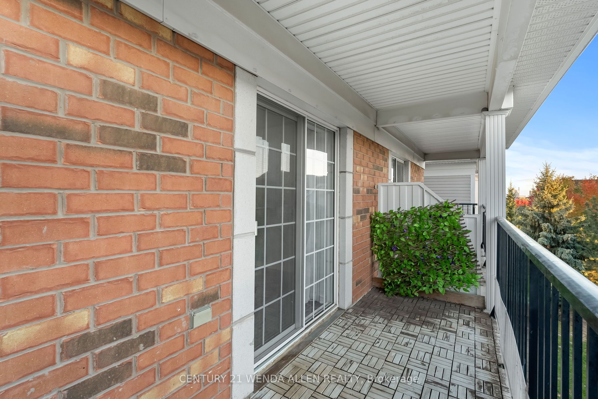 ##309 - 98 Aspen Spring Drive Property Photo 23