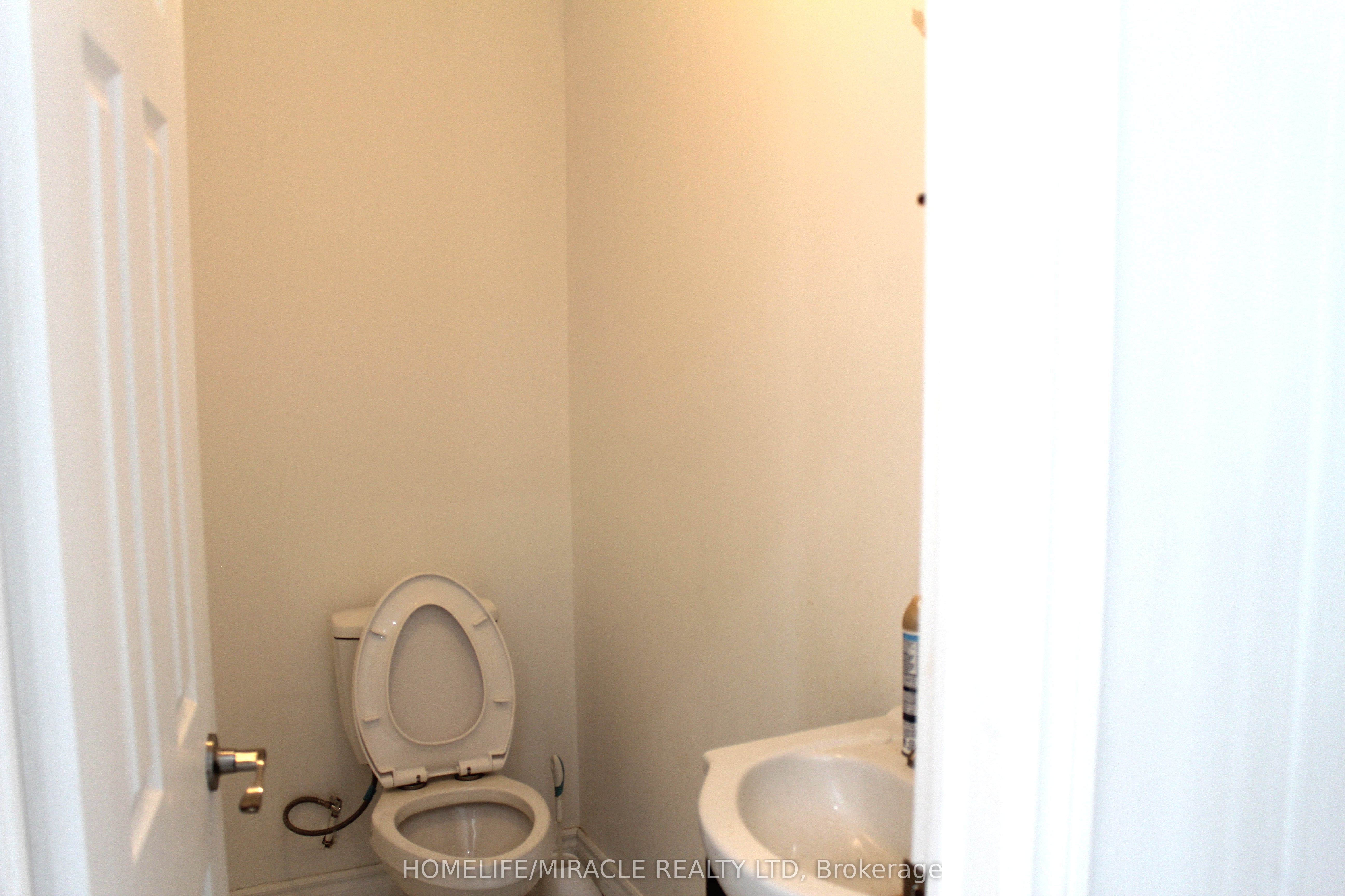 #104 - 3875 Mcnicoll Avenue Property Photo 21