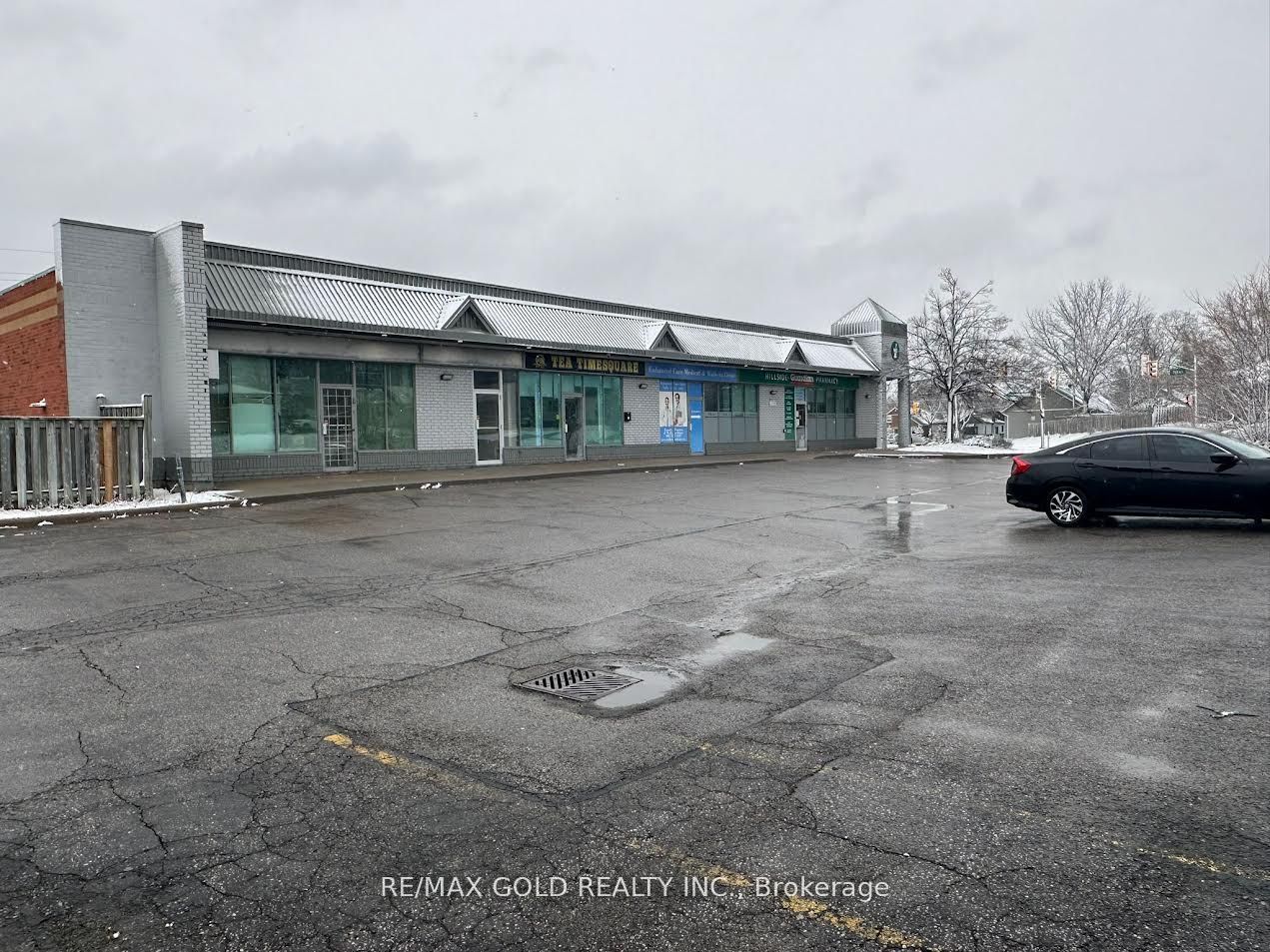 #4 - 303 Hillside Avenue Property Photo 1