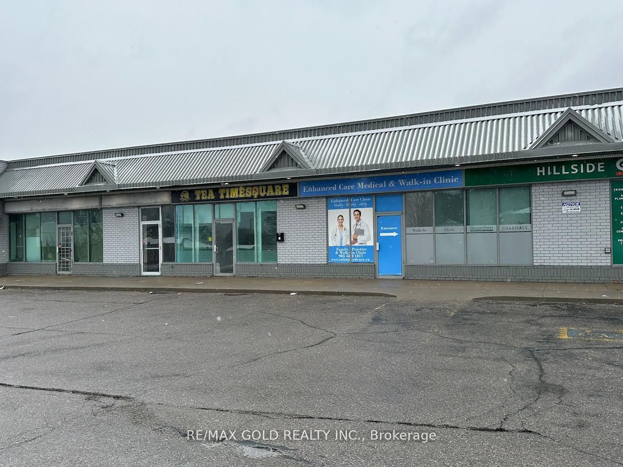 #4 - 303 Hillside Avenue Property Photo 4