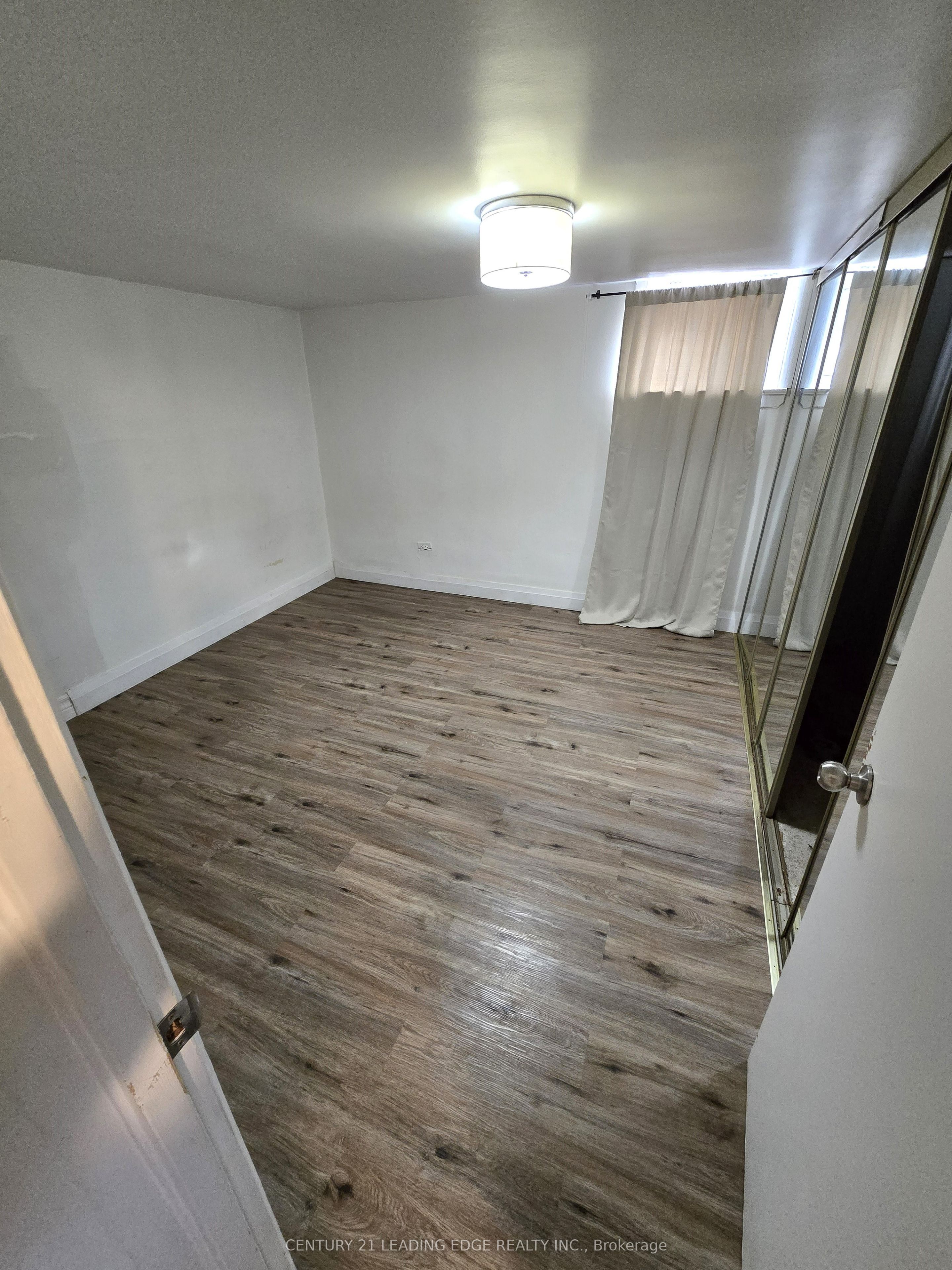 313 Morningside Avenue Property Photo 3