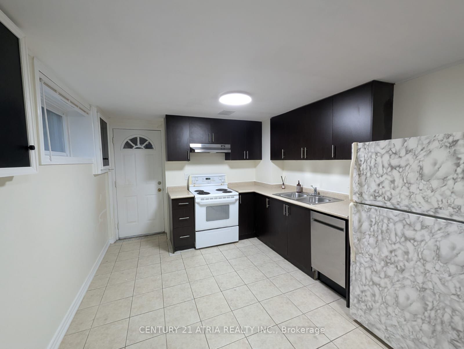 126 Celeste Drive Property Photo 9