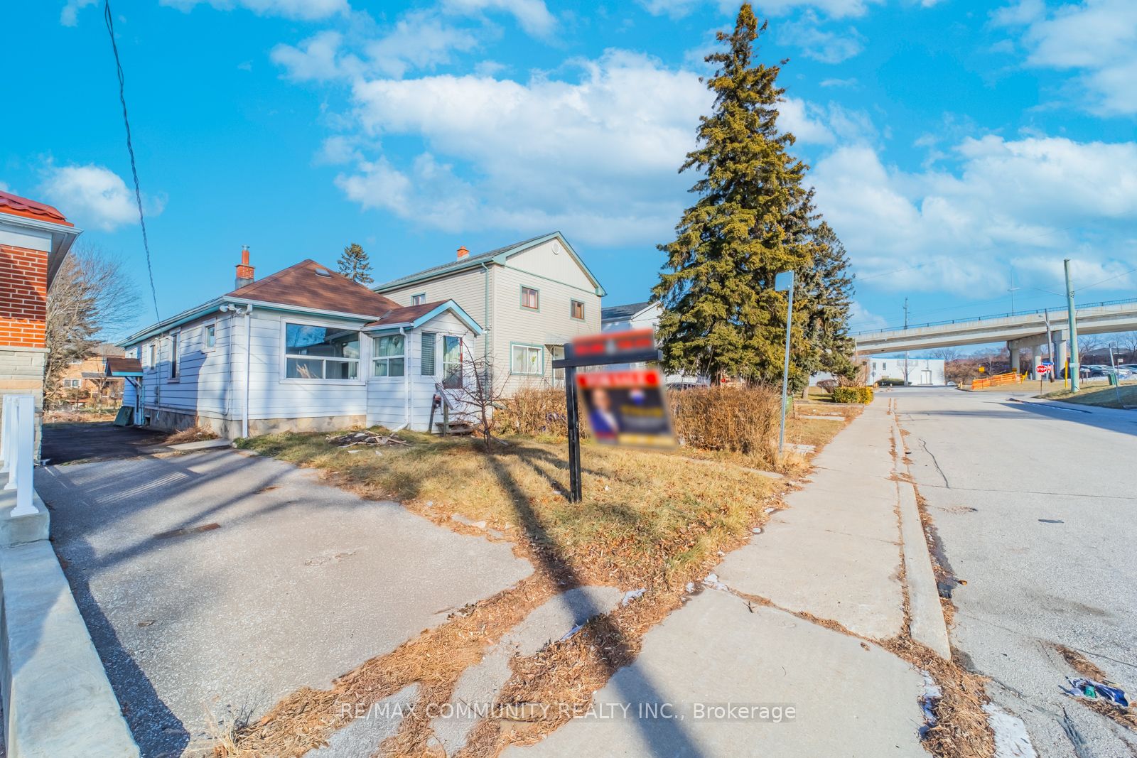 18 Glasgow Avenue Property Photo 1