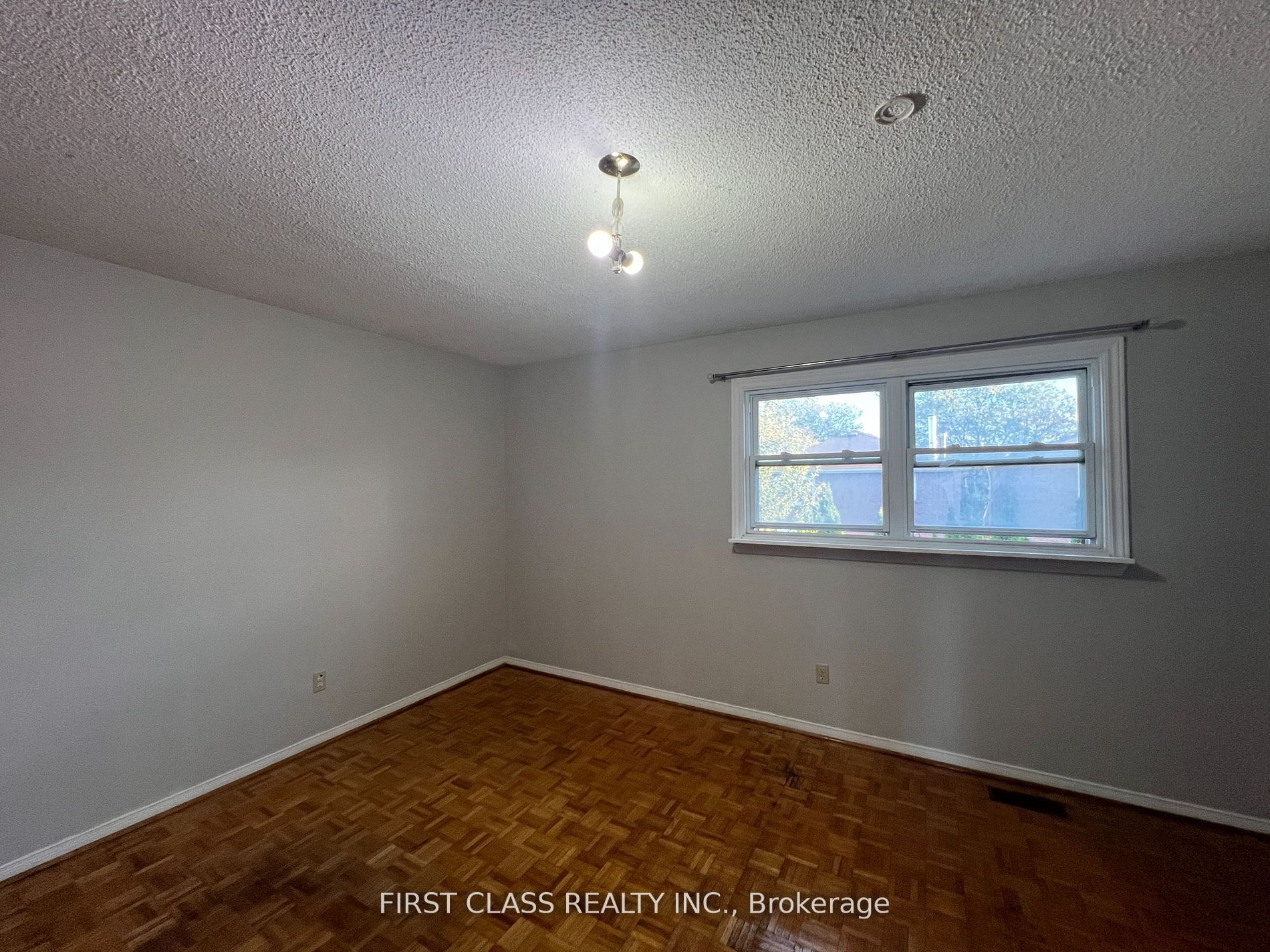 45 Grantown Avenue Property Photo 7