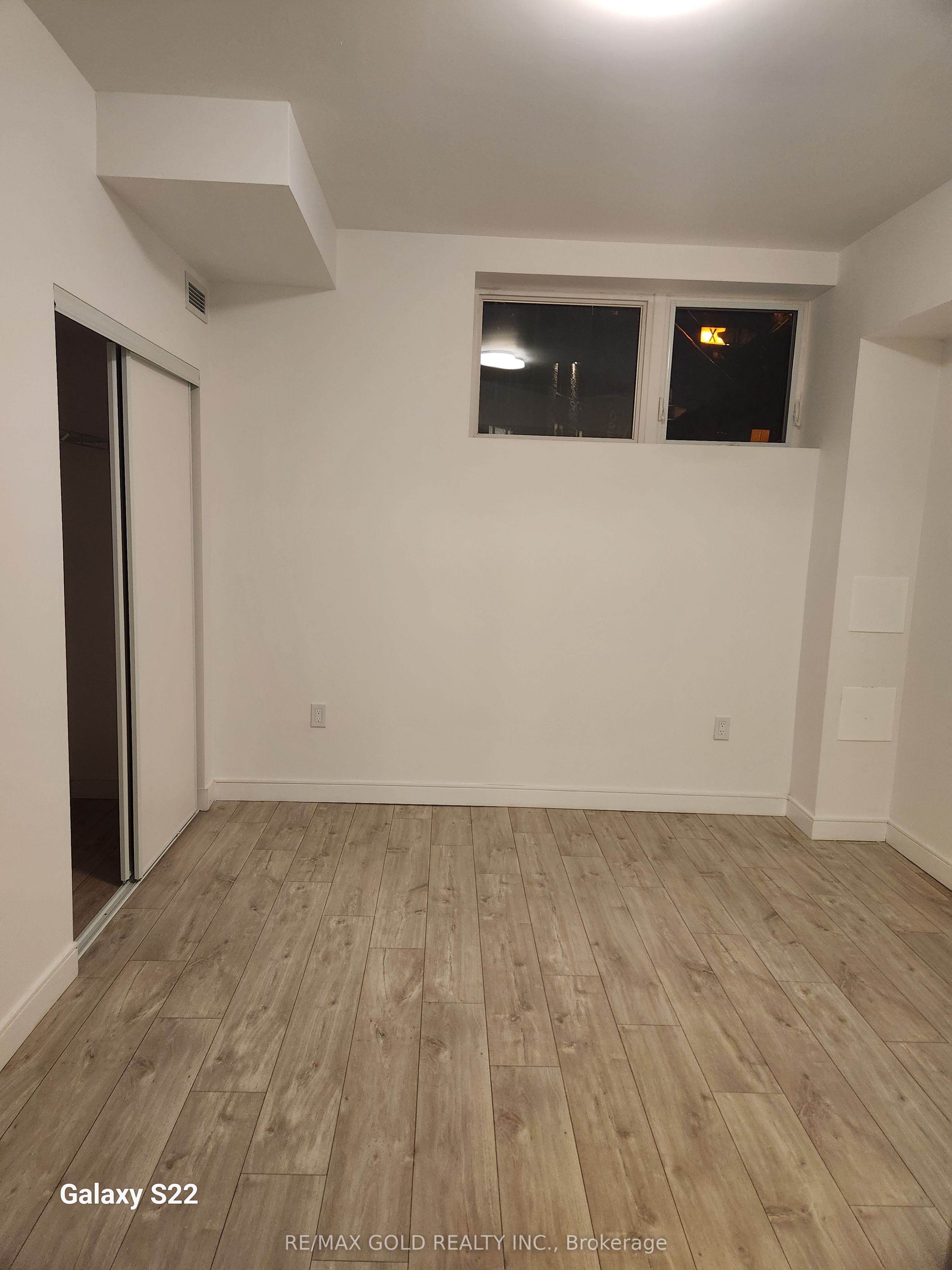 #5 - 180 Clonmore Drive Property Photo 20