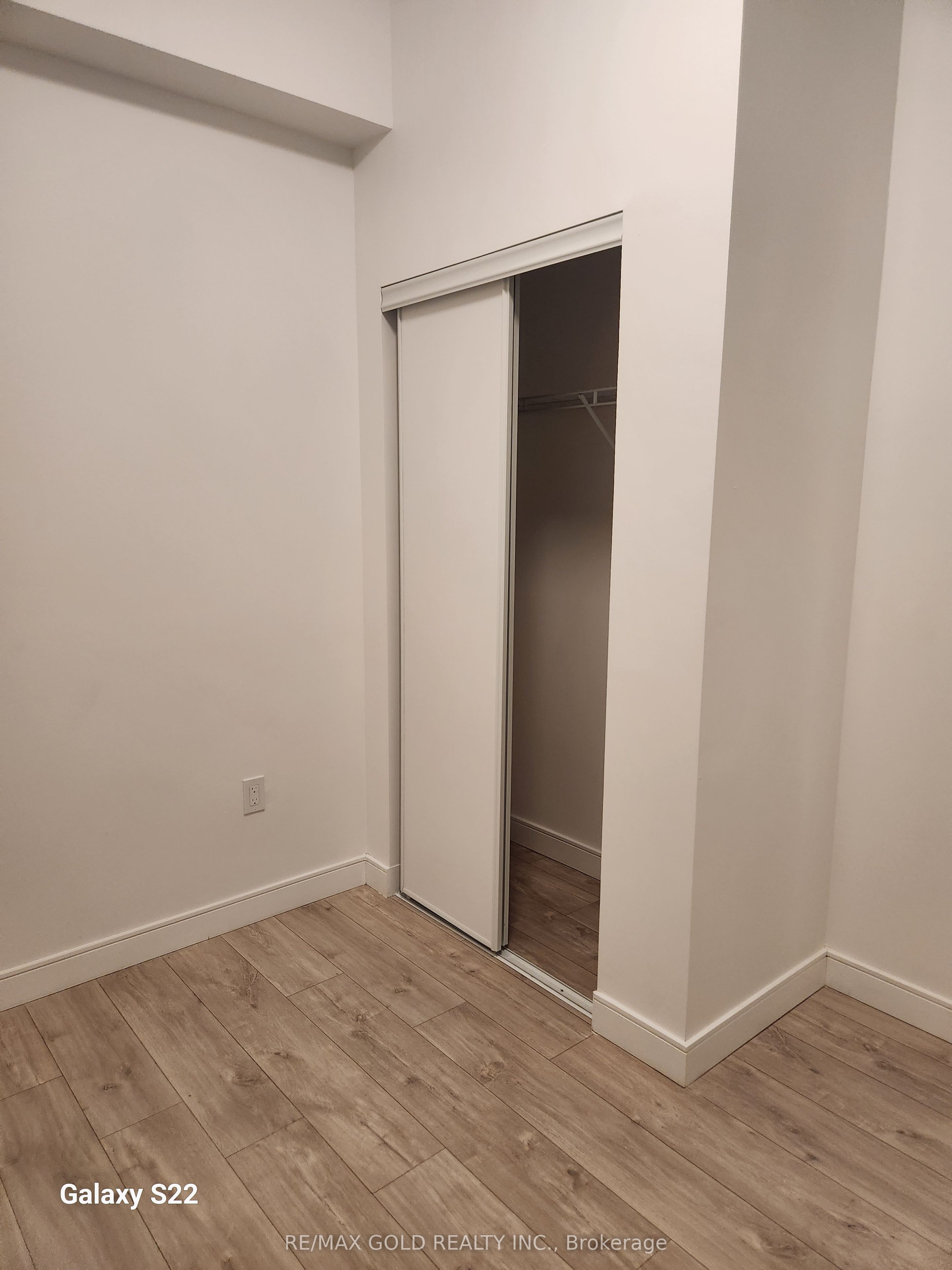 #5 - 180 Clonmore Drive Property Photo 21