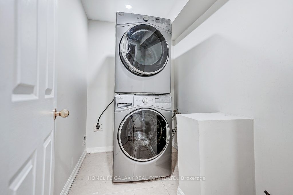 #bsmnt - 39 Goldene Way Property Photo 8