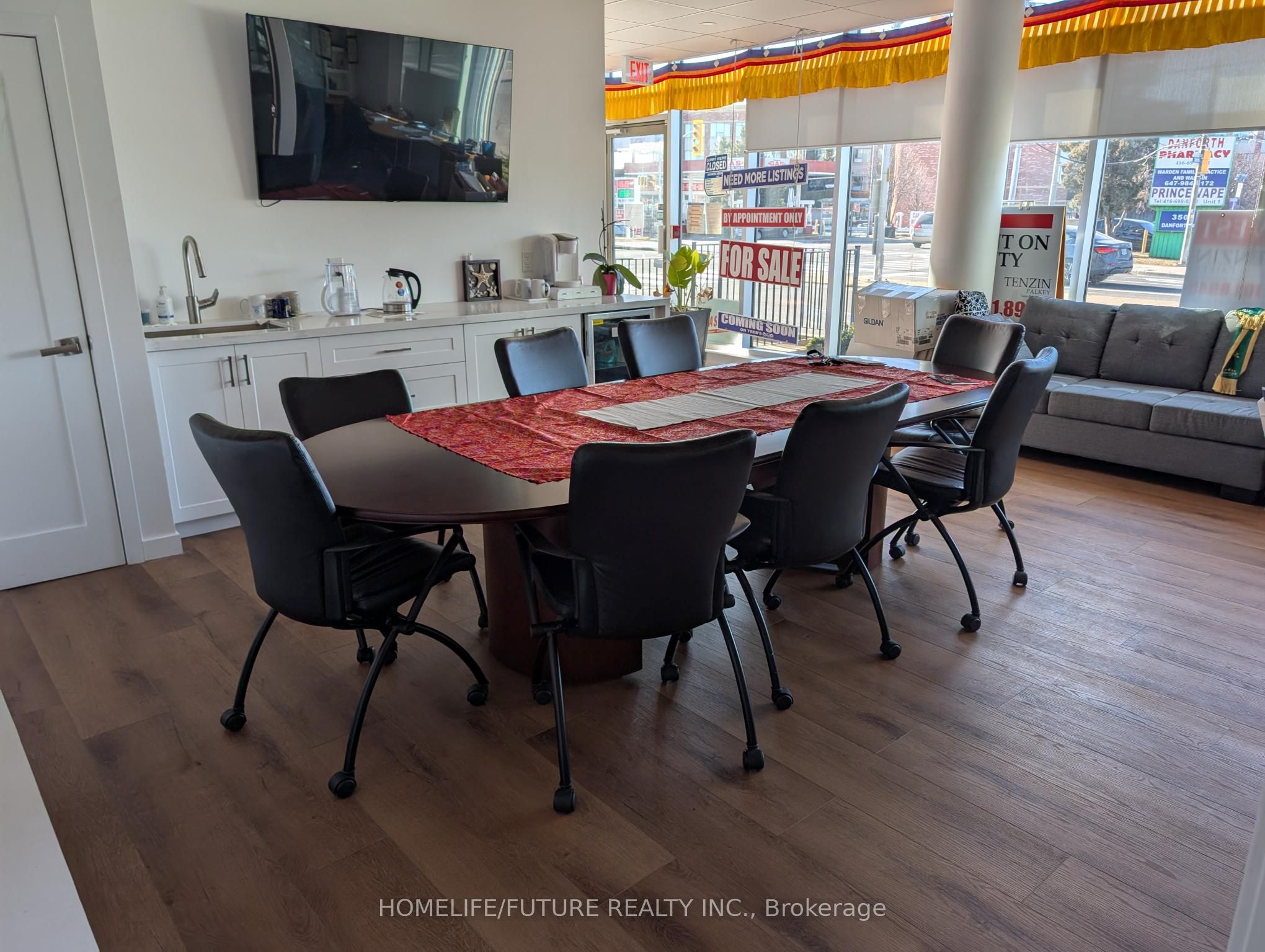 #101 - 3520 Danforth Avenue Property Photo 5