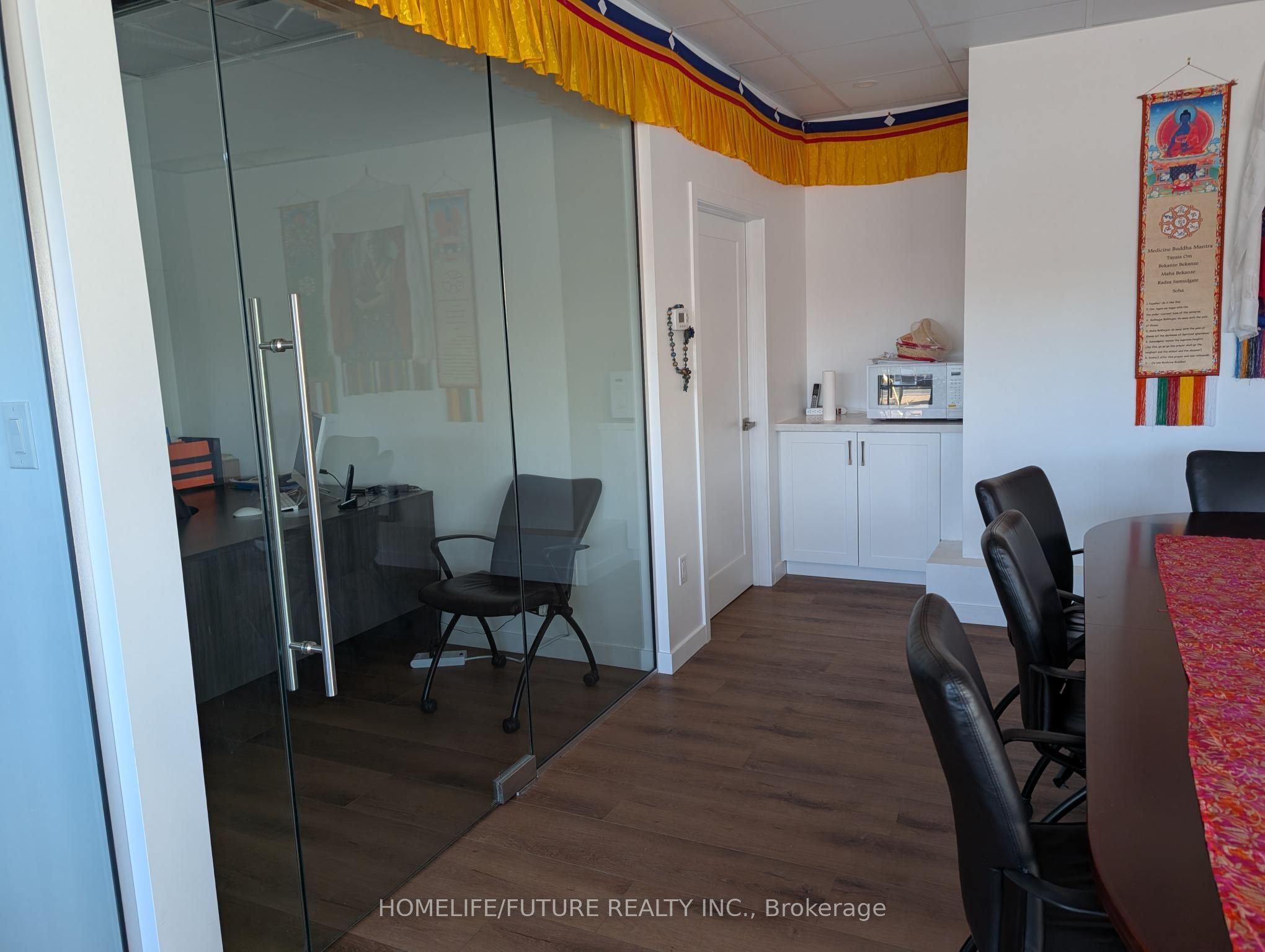 #101 - 3520 Danforth Avenue Property Photo 22