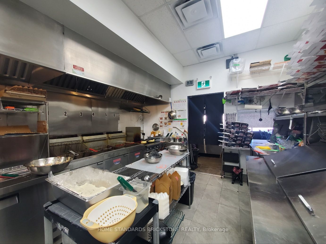 #8 - 4915 Steeles Avenue Property Photo 9