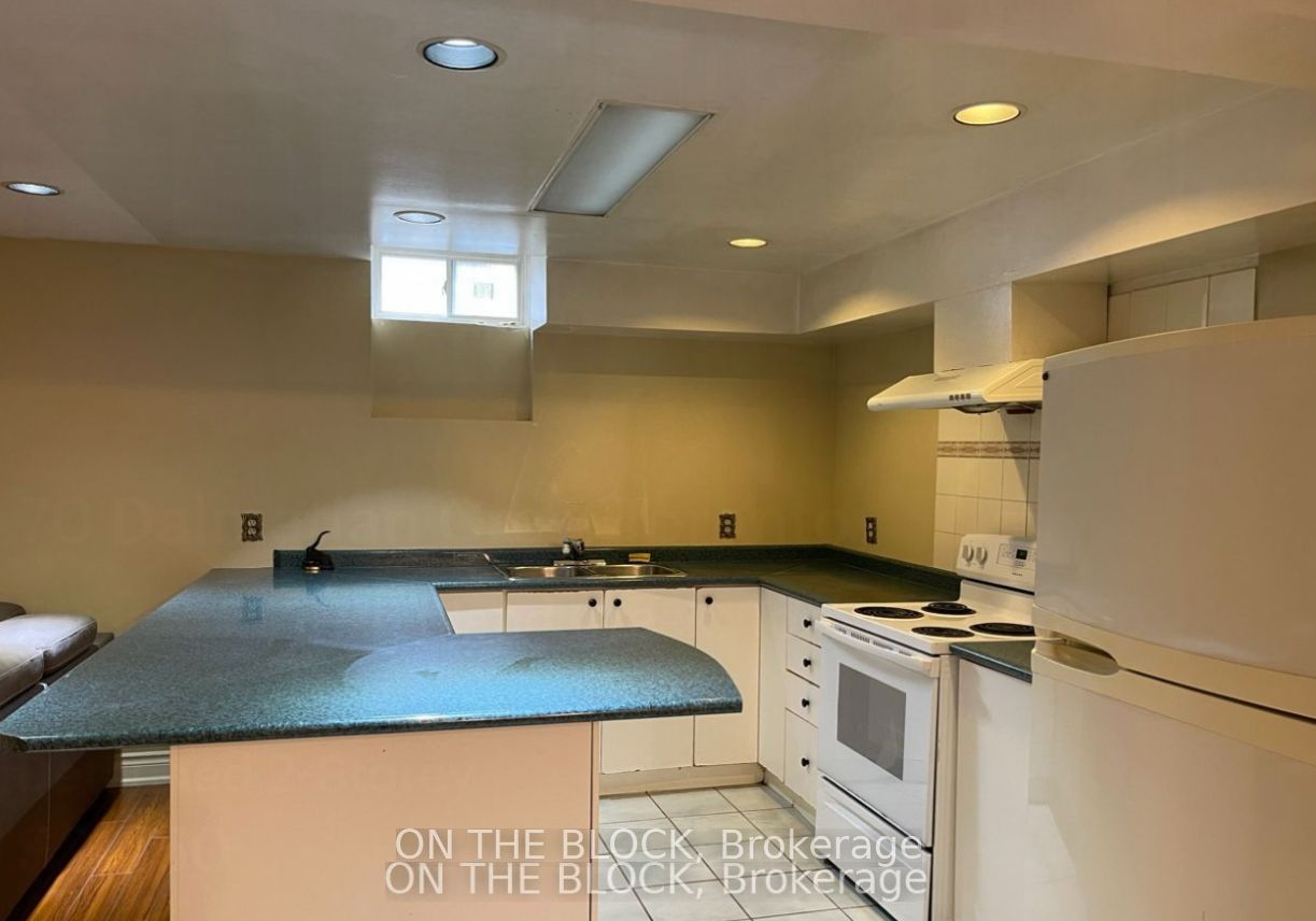 70 Dalmatian Crescent Property Photo 4