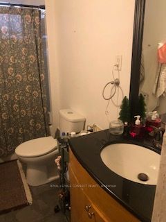920 Woodbine Avenue Property Photo 9