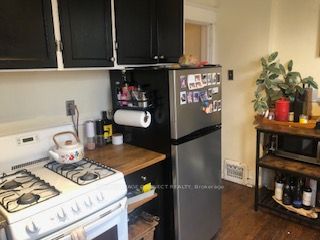920 Woodbine Avenue Property Photo 11