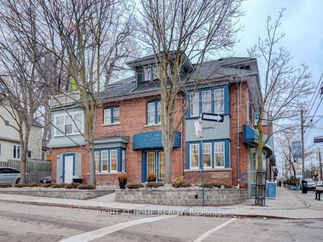 2212 Queen Street Property Photo 3
