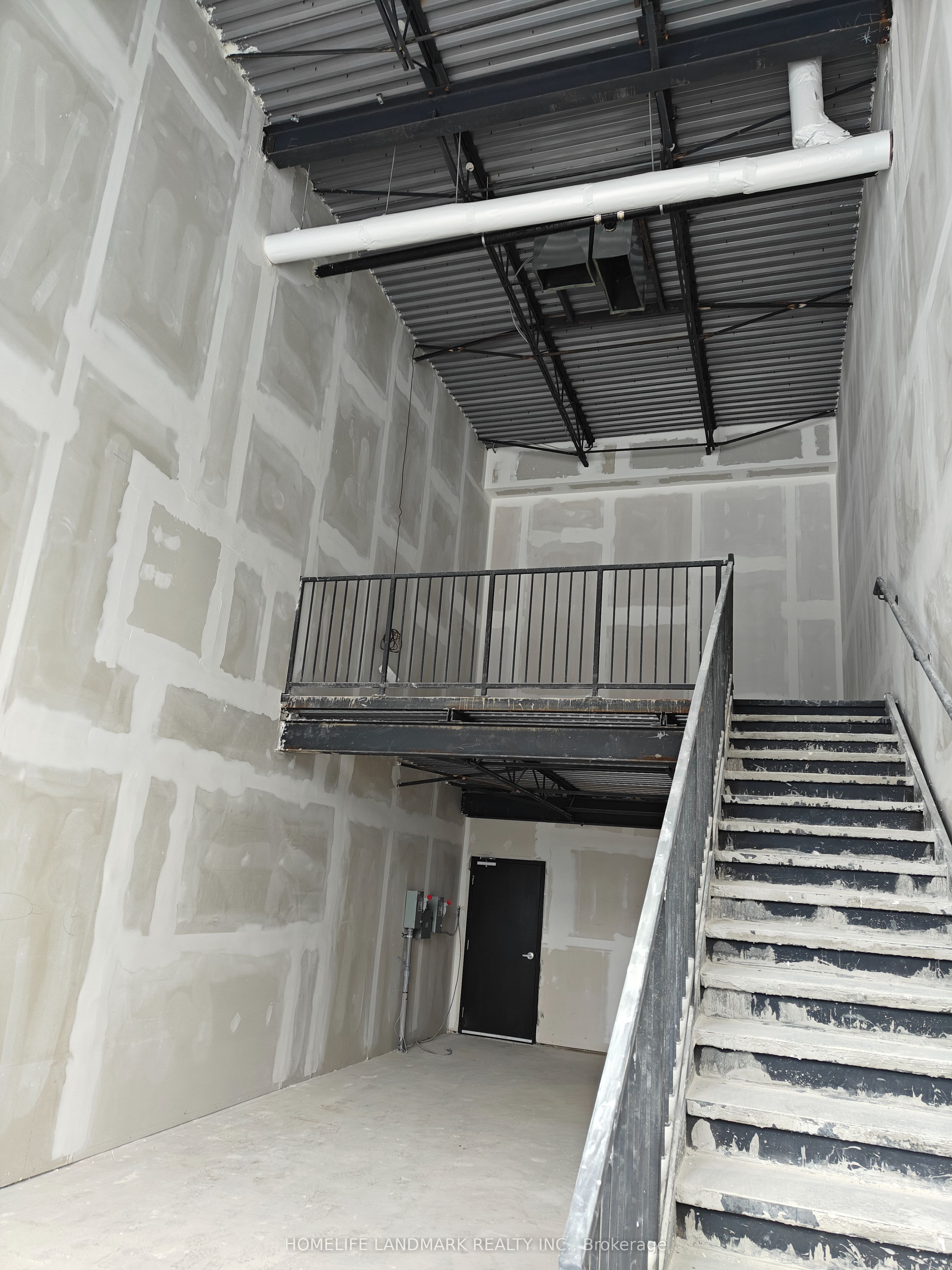 #b6 - 3101 Kennedy Road Property Photo 5