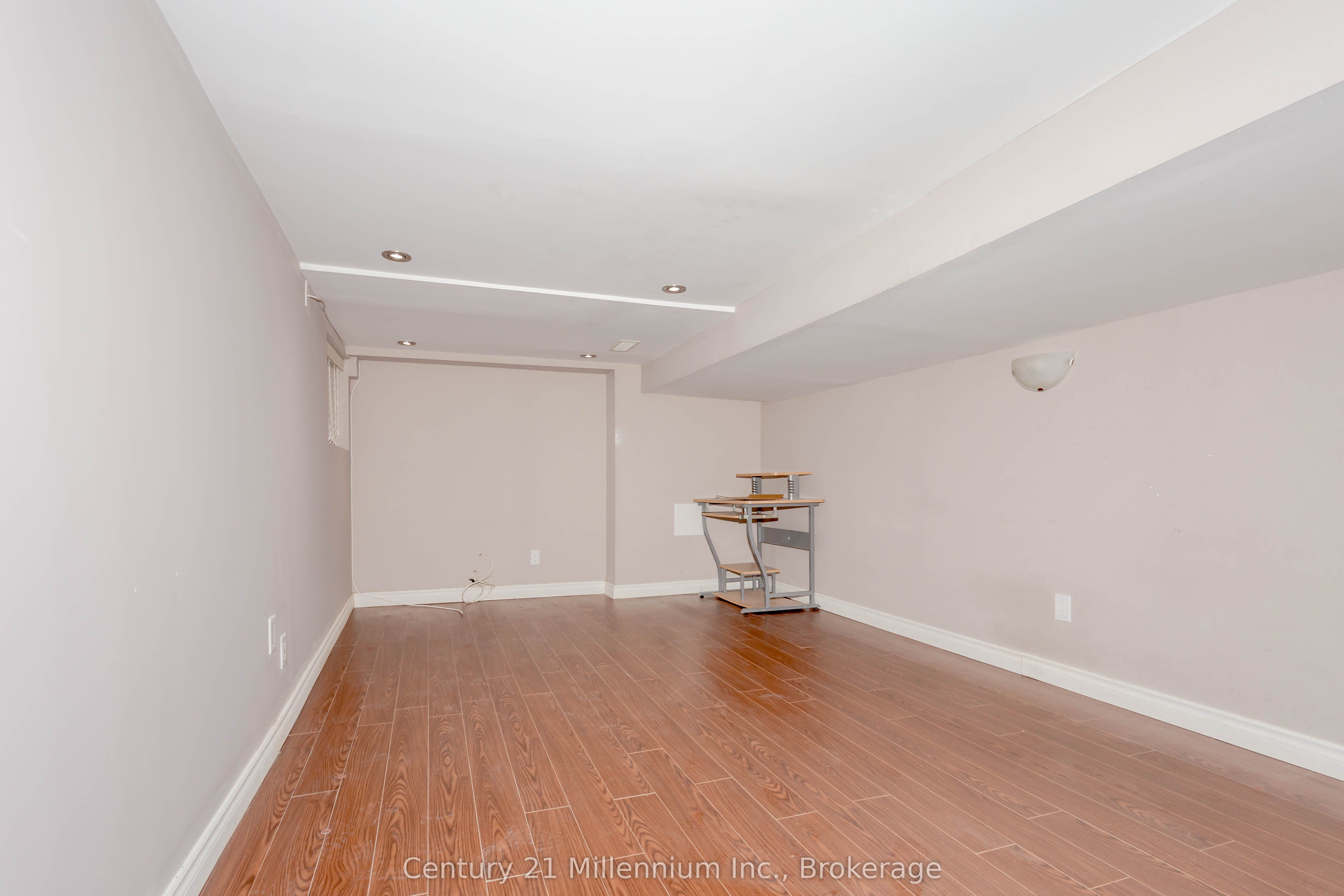 69 Laing Street Property Photo 27