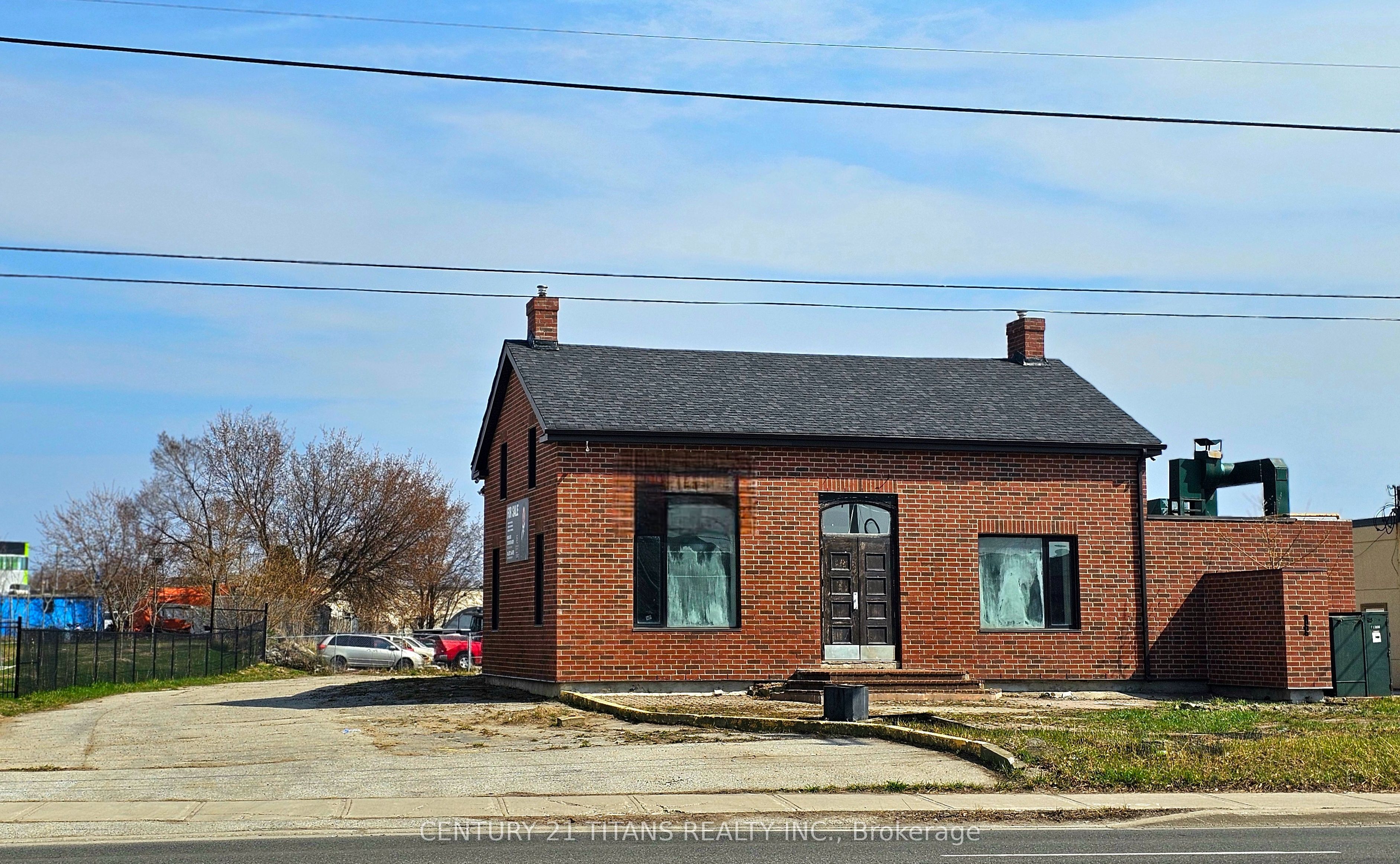 323 Danforth Road Property Photo 2