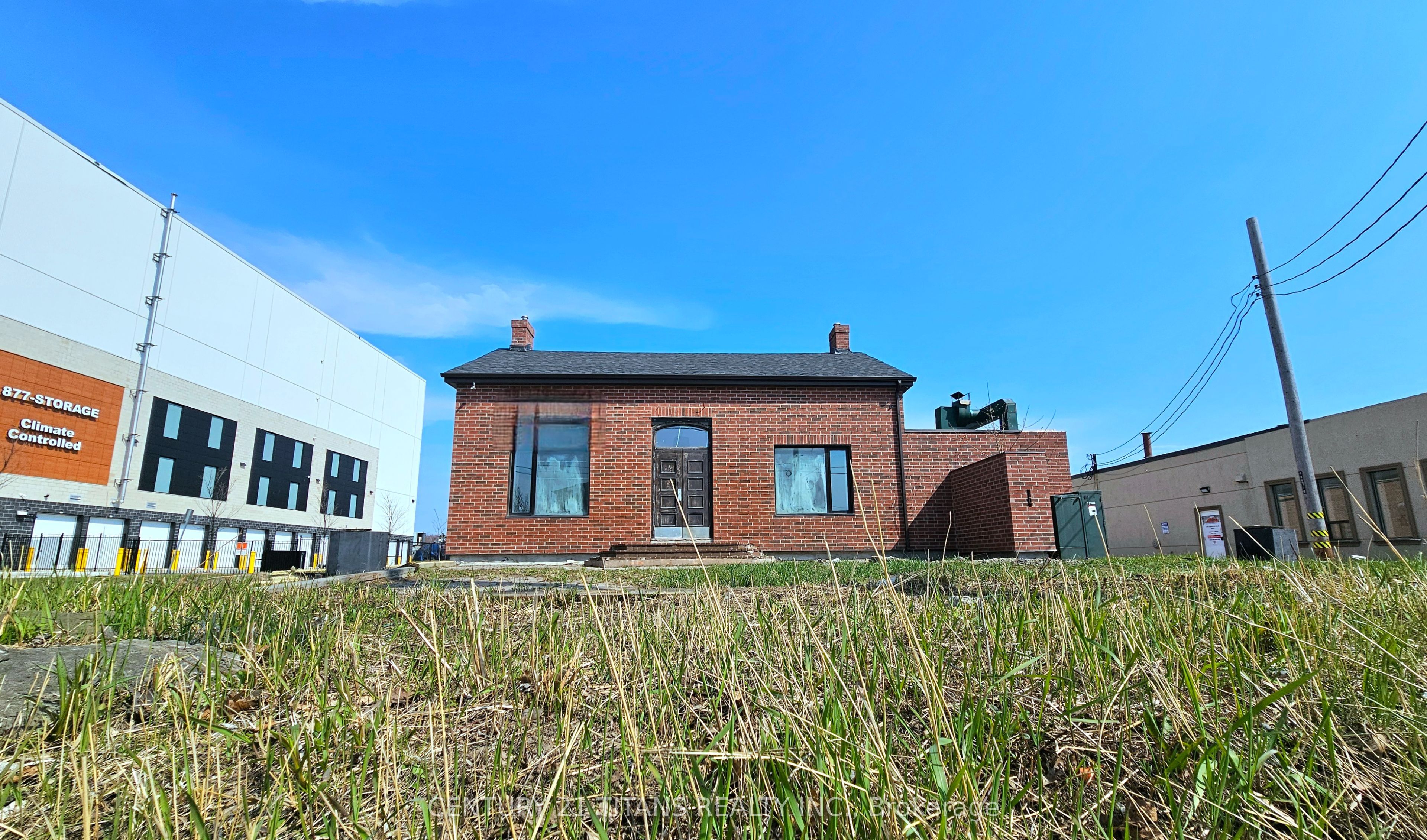 323 Danforth Road Property Photo 18