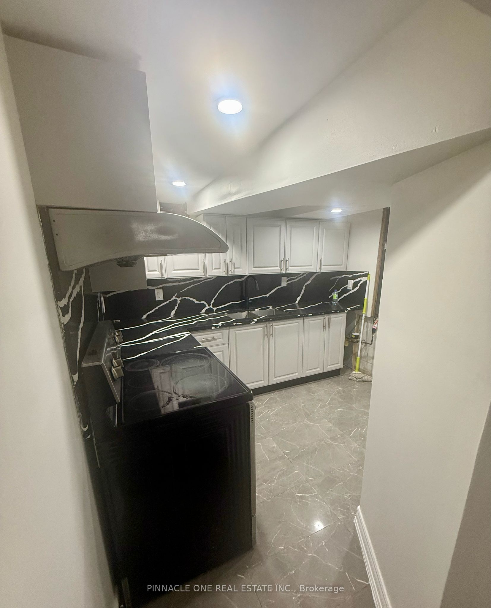20 Dignam Court Property Photo 6