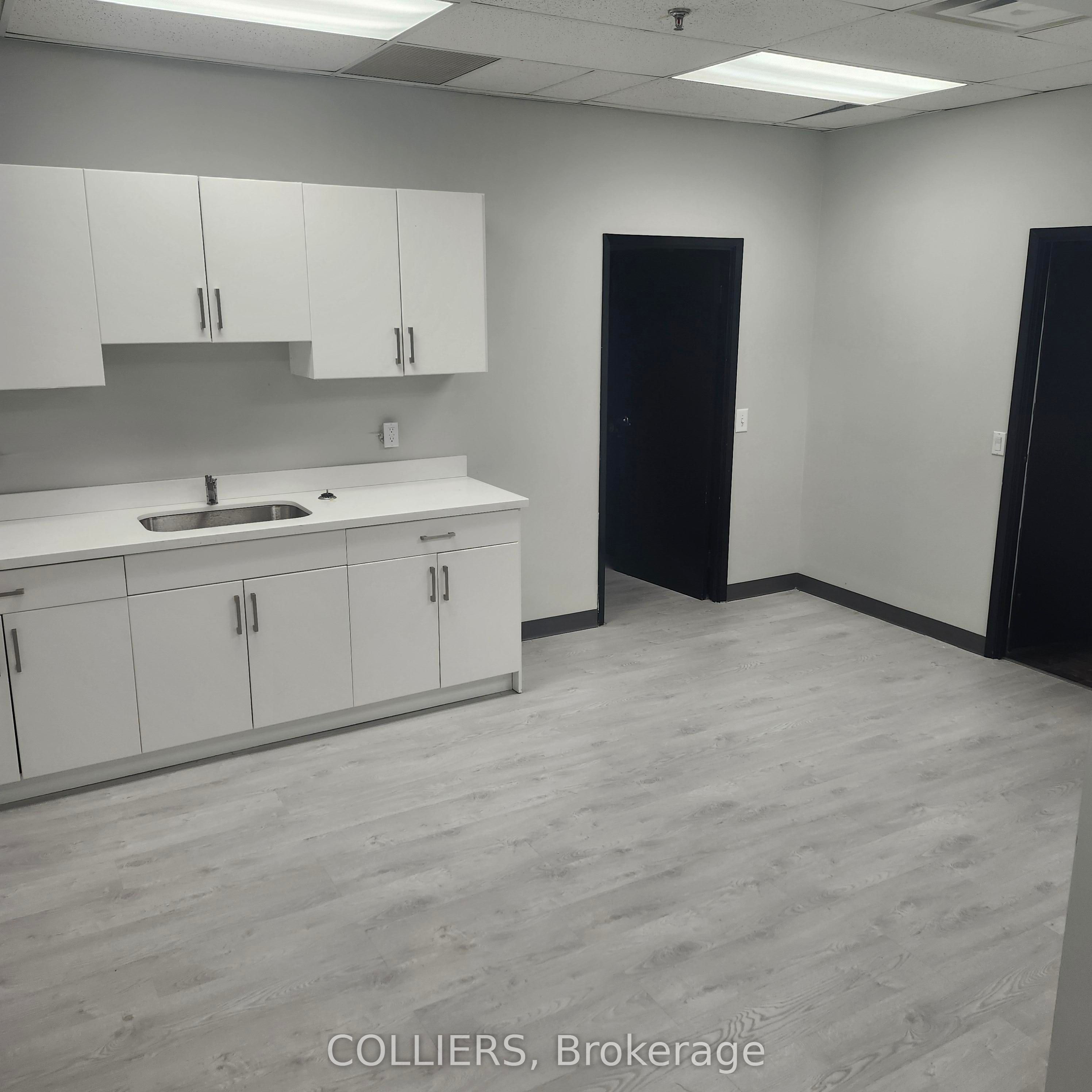 #207 - 1450 Midland Avenue Property Photo 6