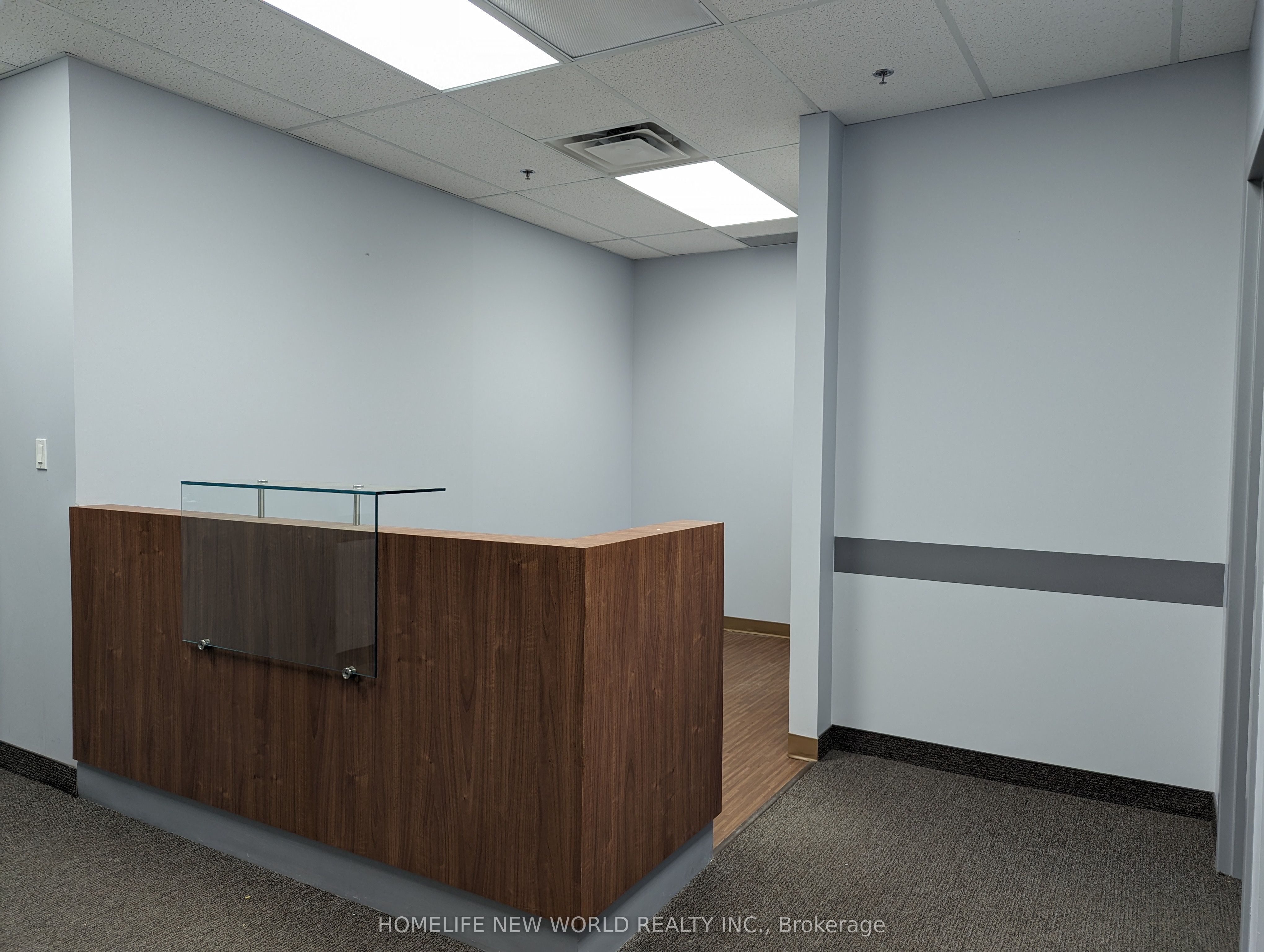 #201 - 2330 Kennedy Road Property Photo 14