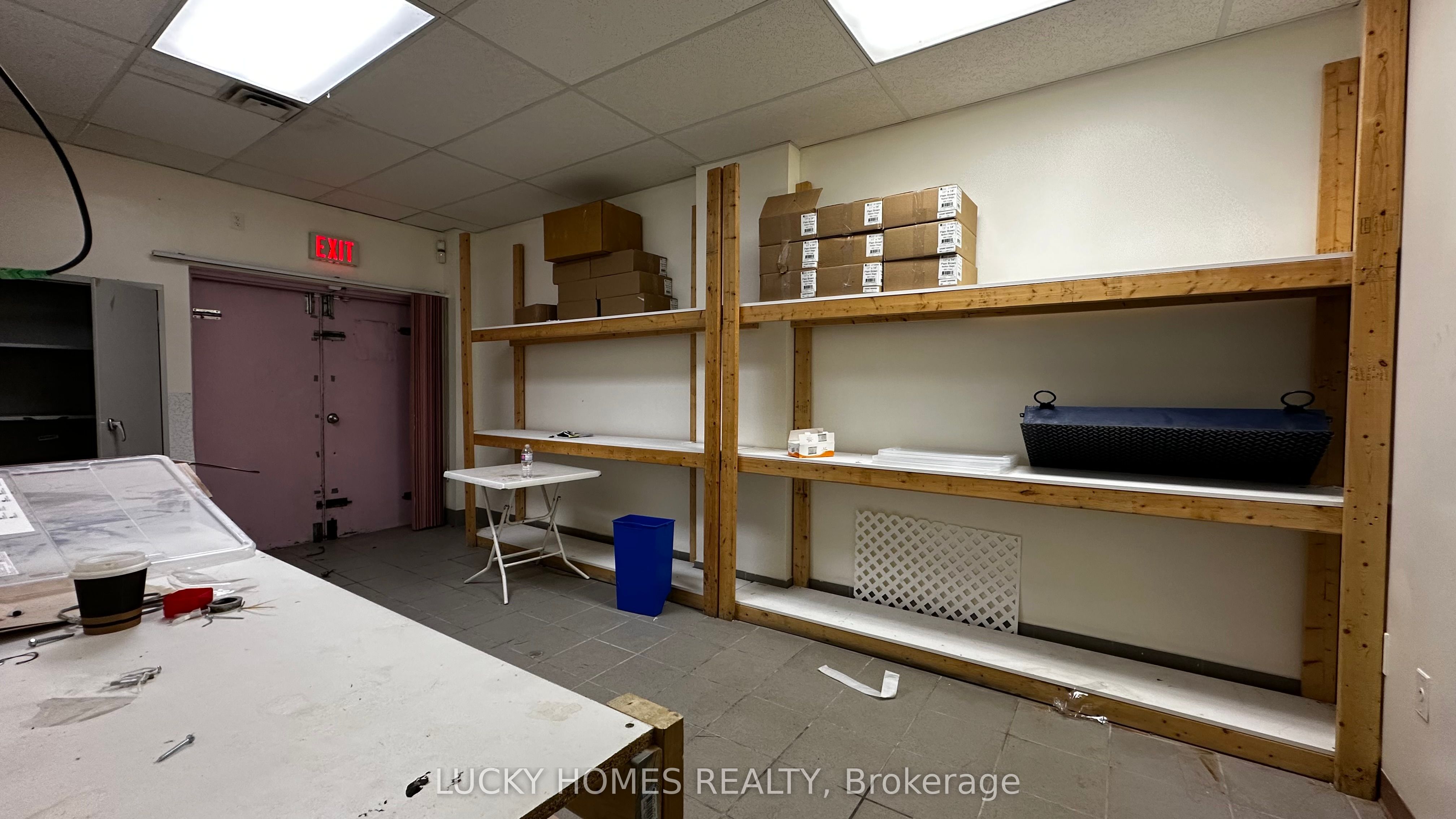 2679 Eglinton Avenue Property Photo 10