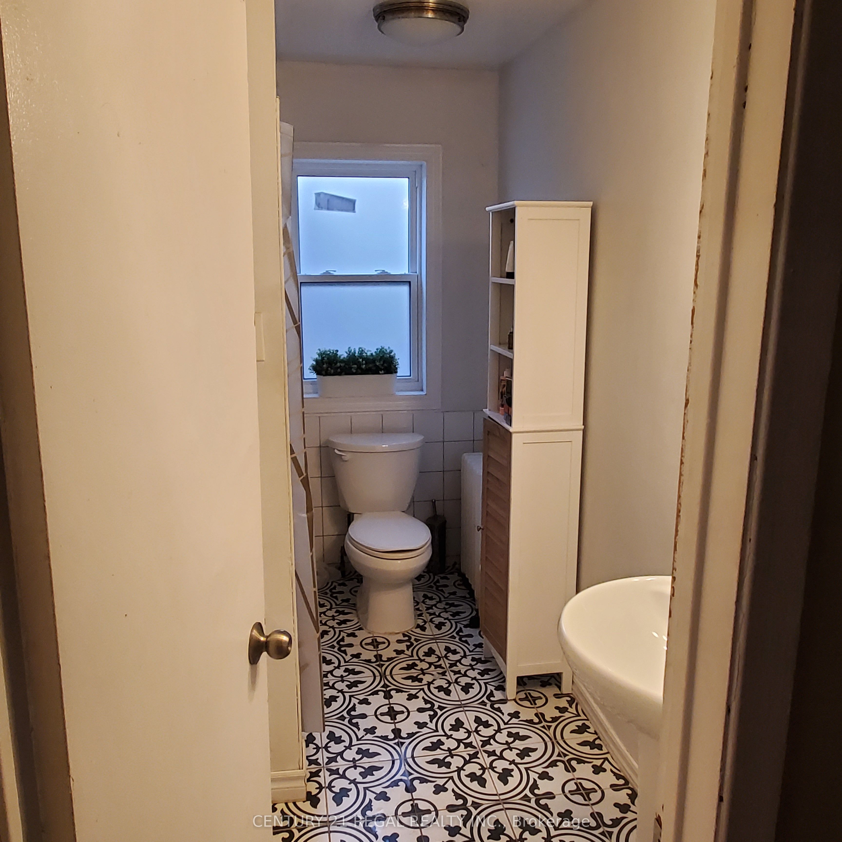 1242 Danforth Avenue Property Photo 5