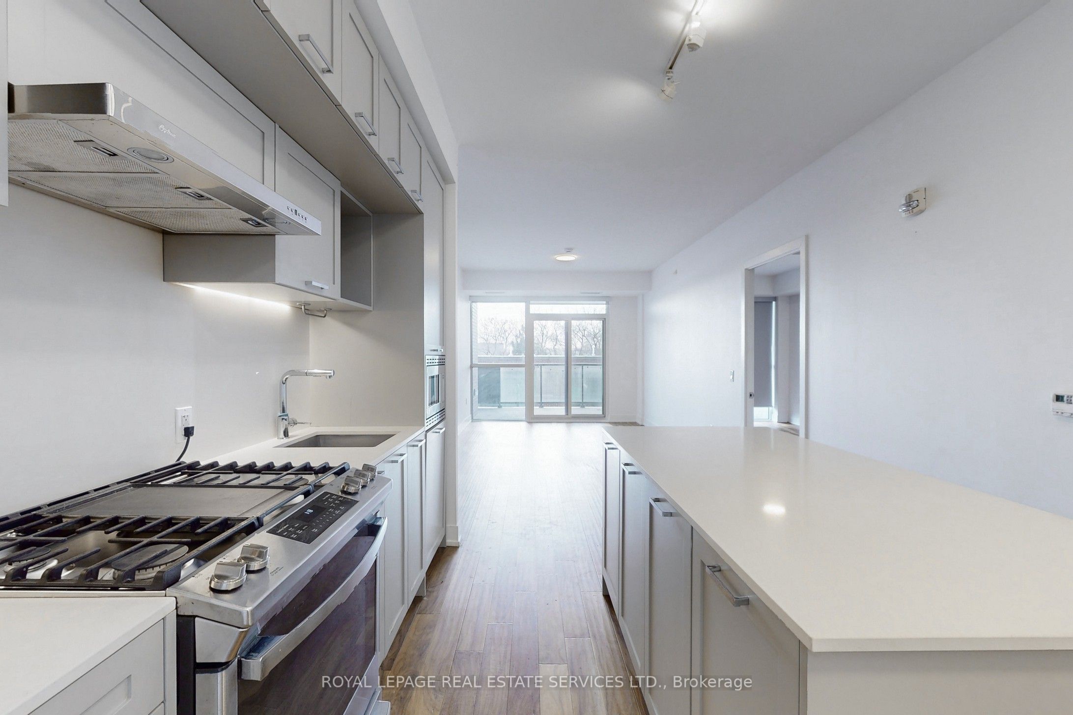 #509 - 1331 Queen Street Property Photo 3