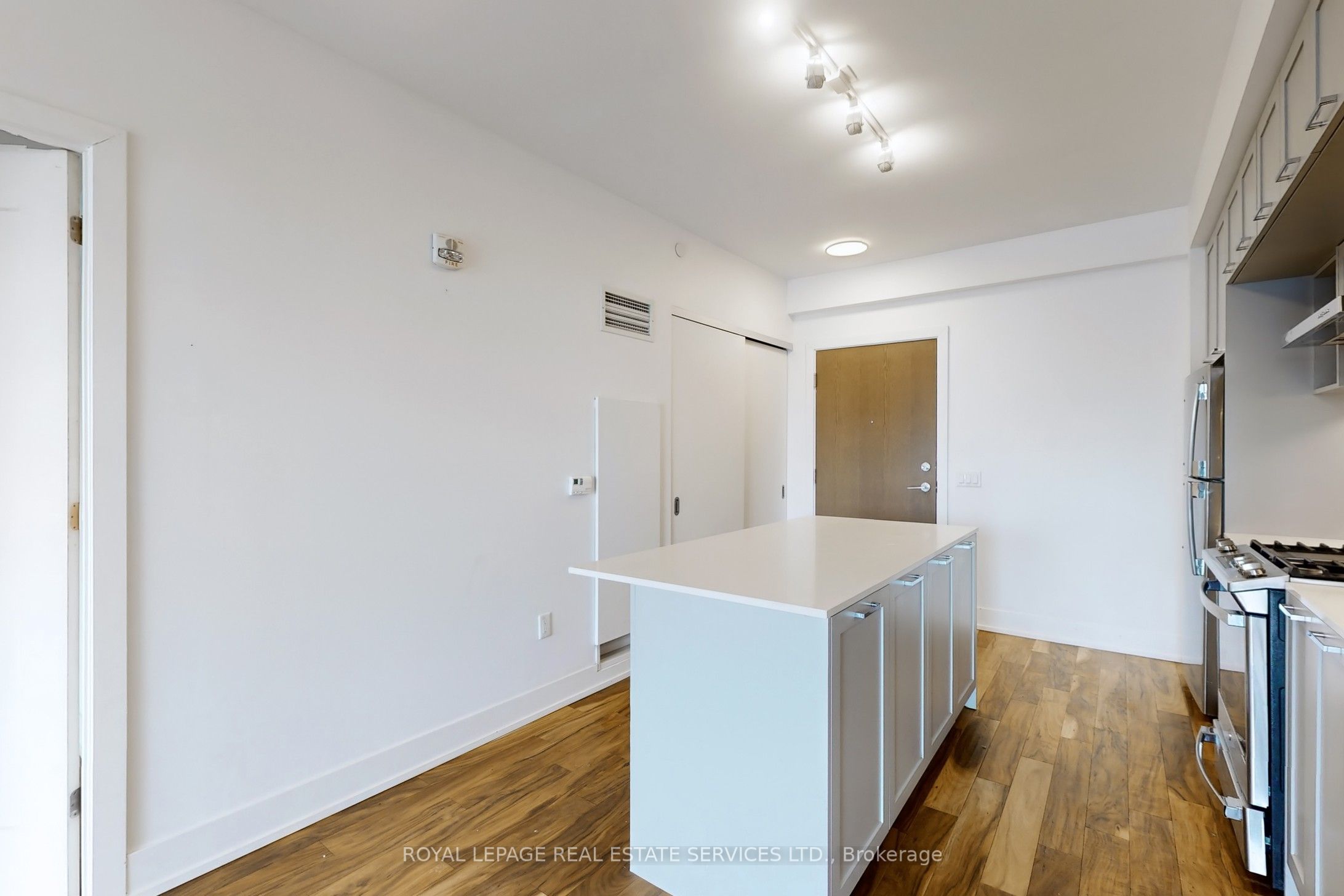 #509 - 1331 Queen Street Property Photo 4