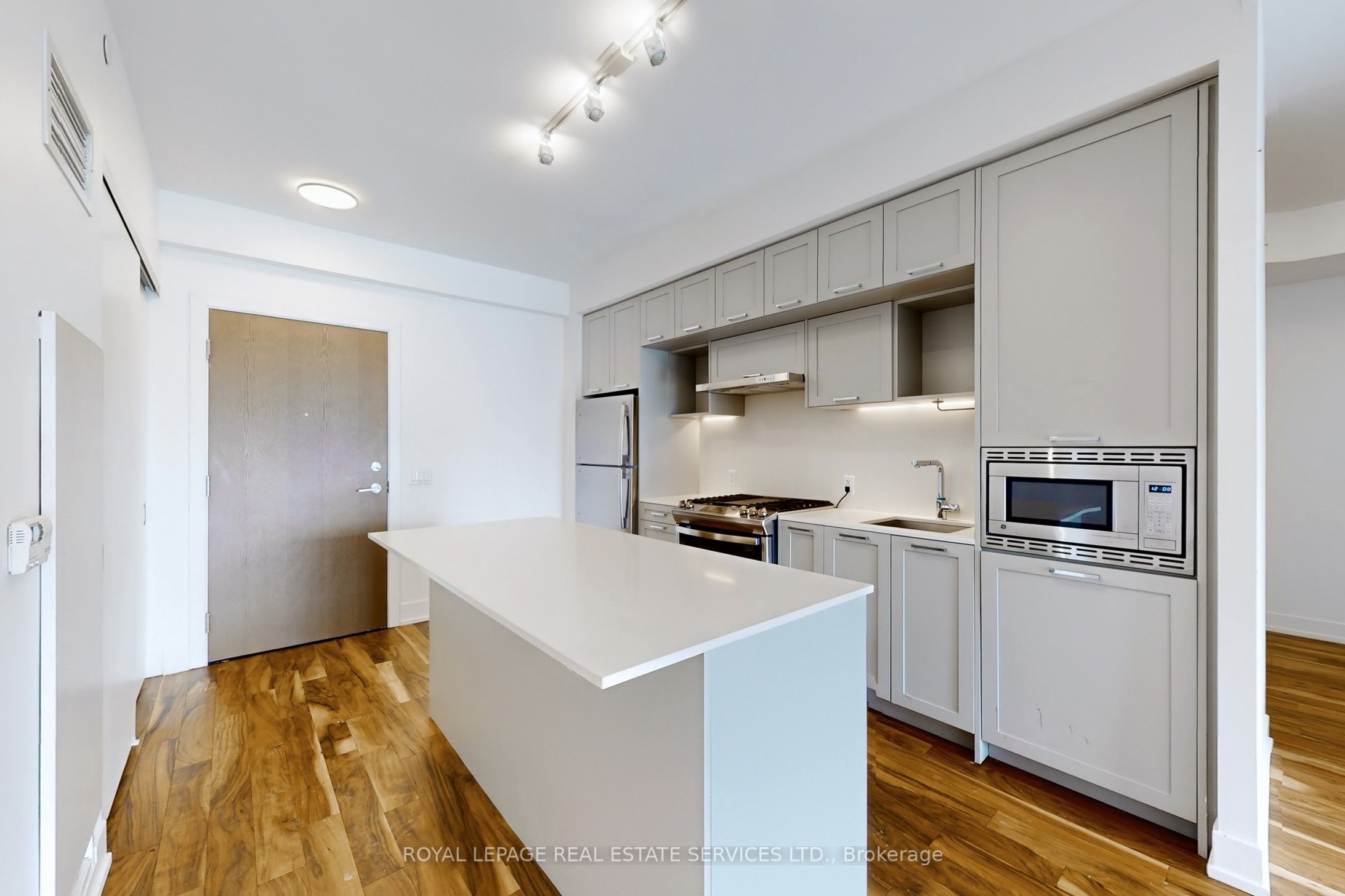 #509 - 1331 Queen Street Property Photo 6