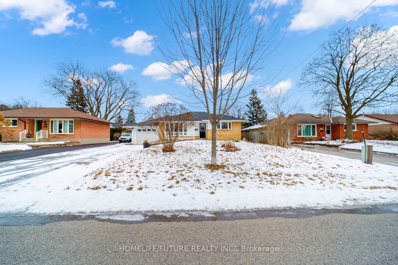 729 Glenforest Street Property Photo 1