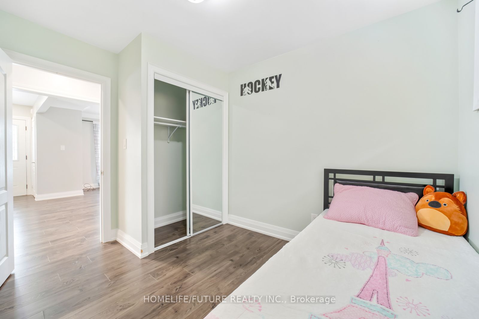 729 Glenforest Street Property Photo 14