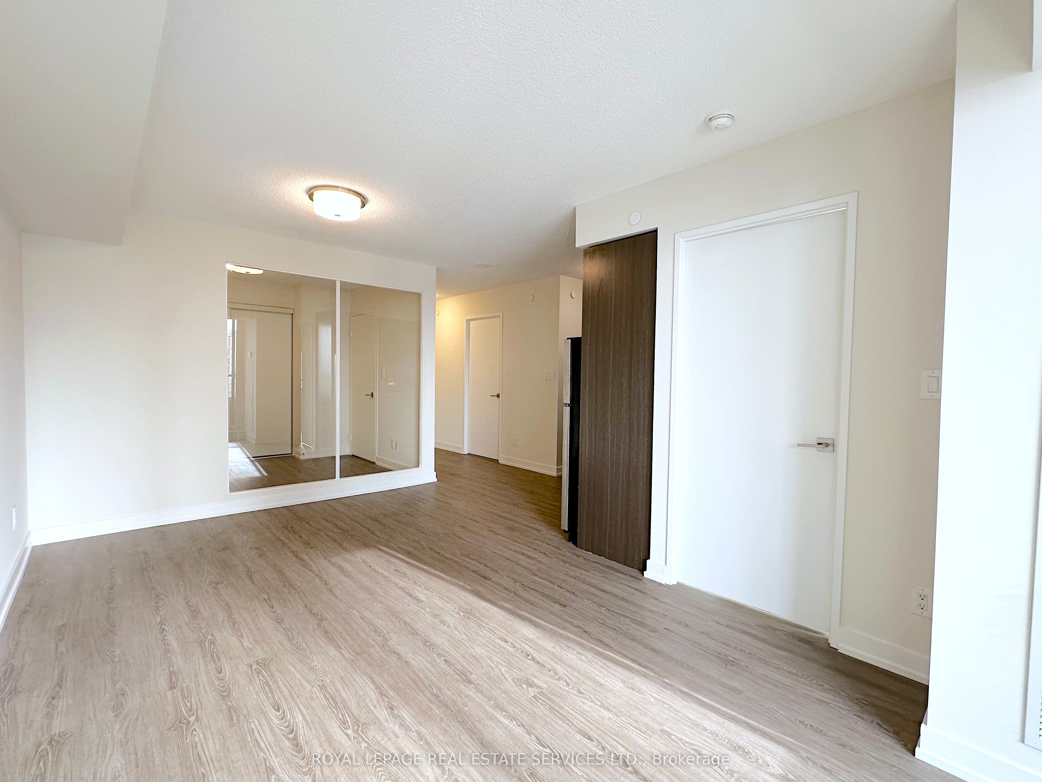 #1410 - 73 Bayly Street Property Photo 4