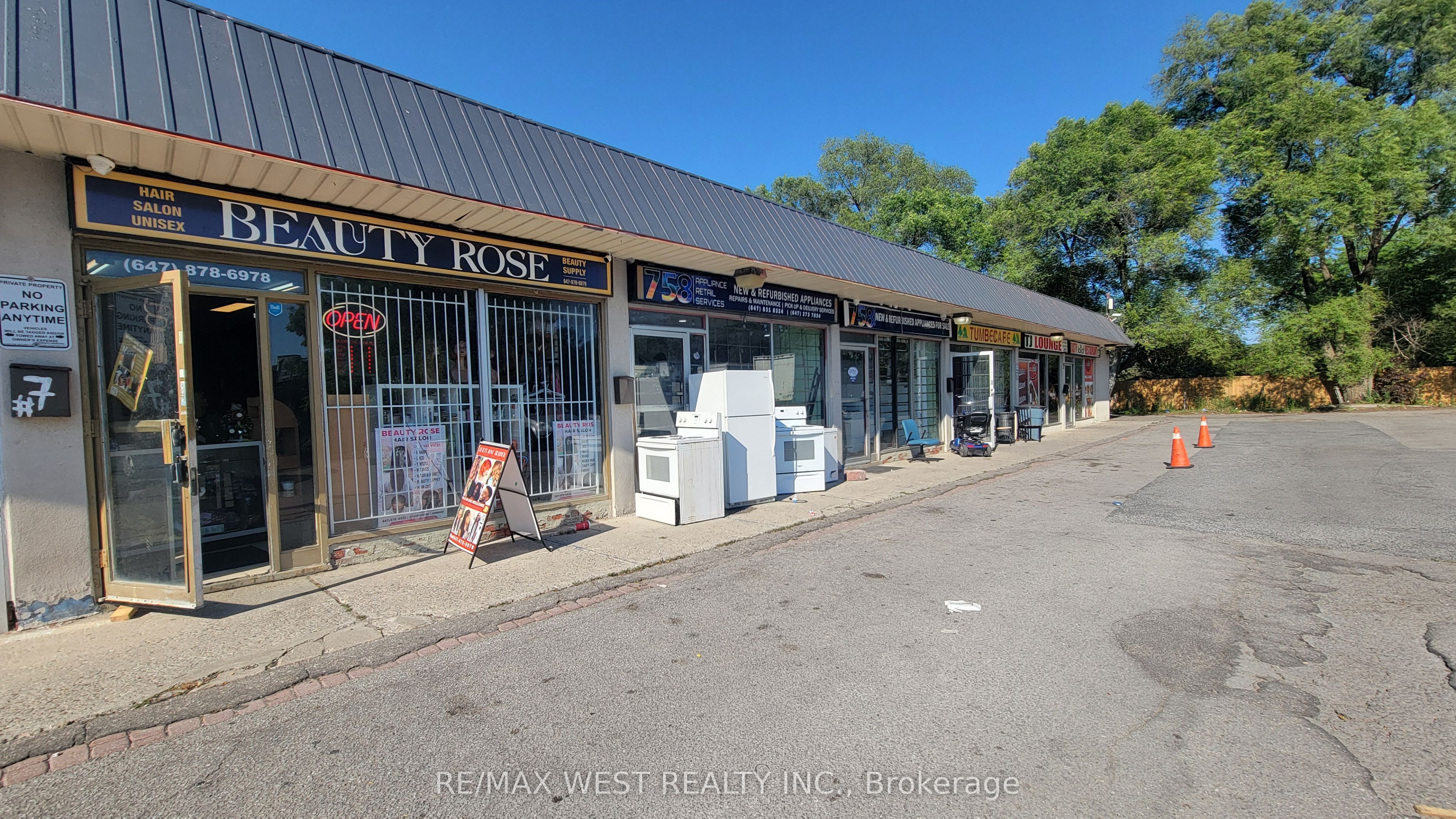 #7 - 1375 Danforth Road Property Photo 3
