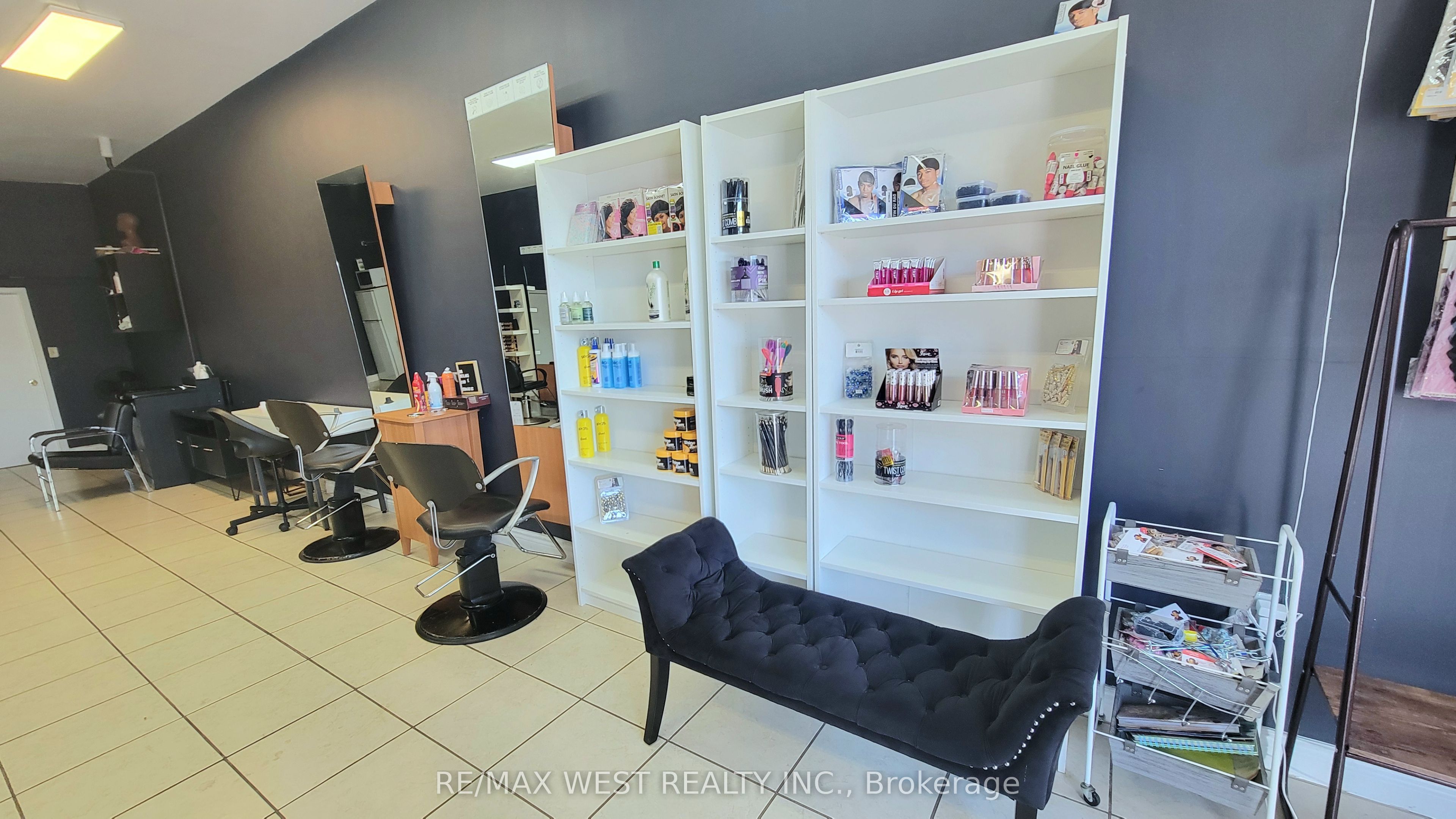 #7 - 1375 Danforth Road Property Photo 11