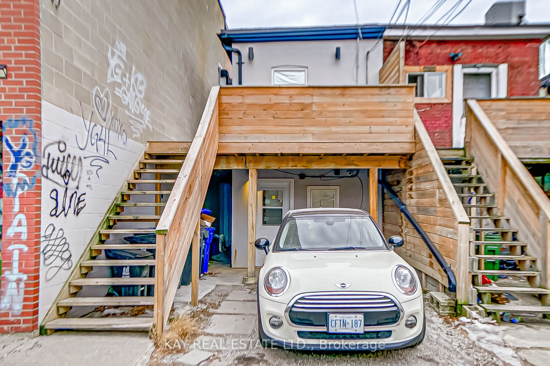 1448 Gerrard Street Property Photo 10