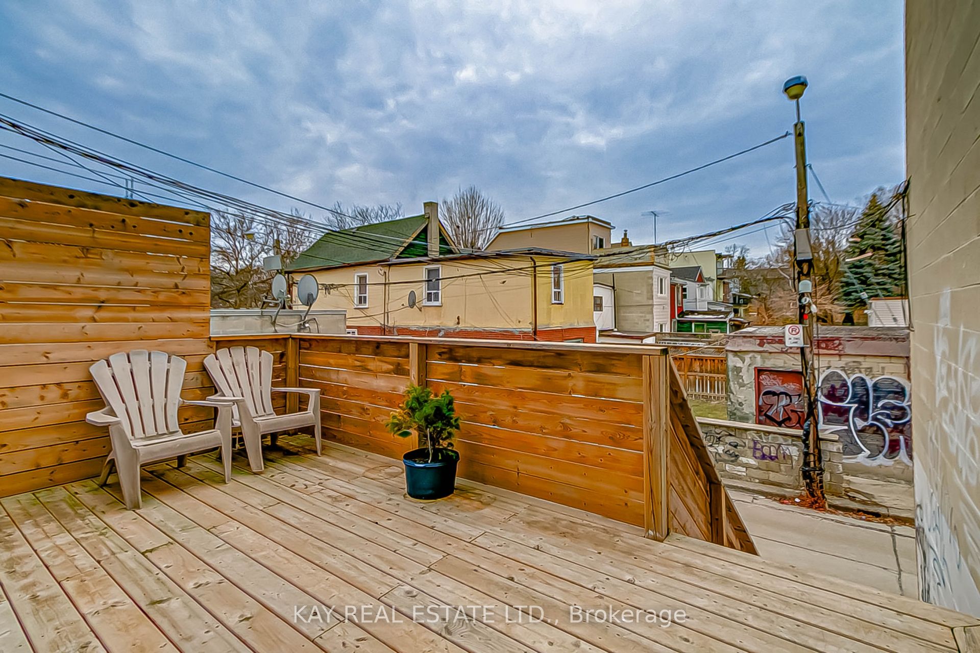 1448 Gerrard Street Property Photo 13