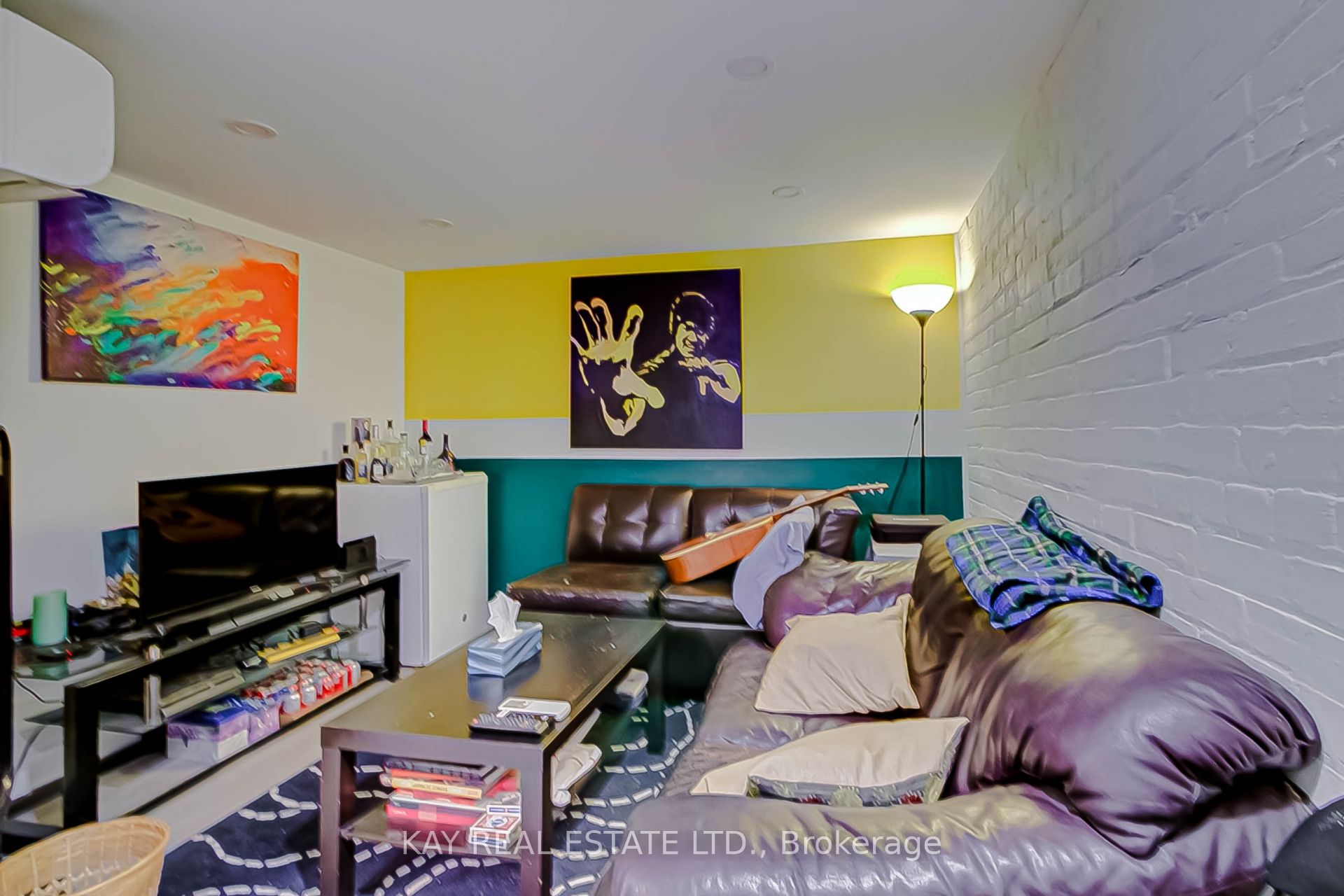 1448 Gerrard Street Property Photo 23