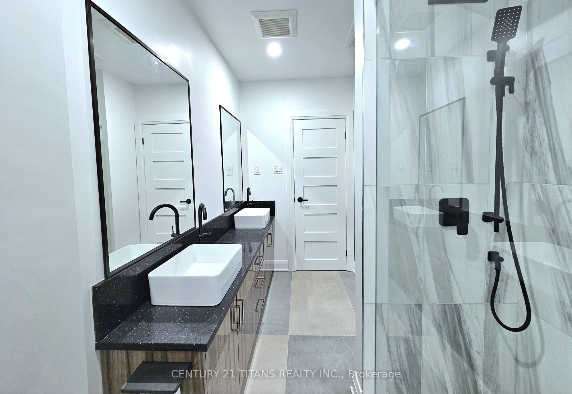 40 Hill Crescent Property Photo 9