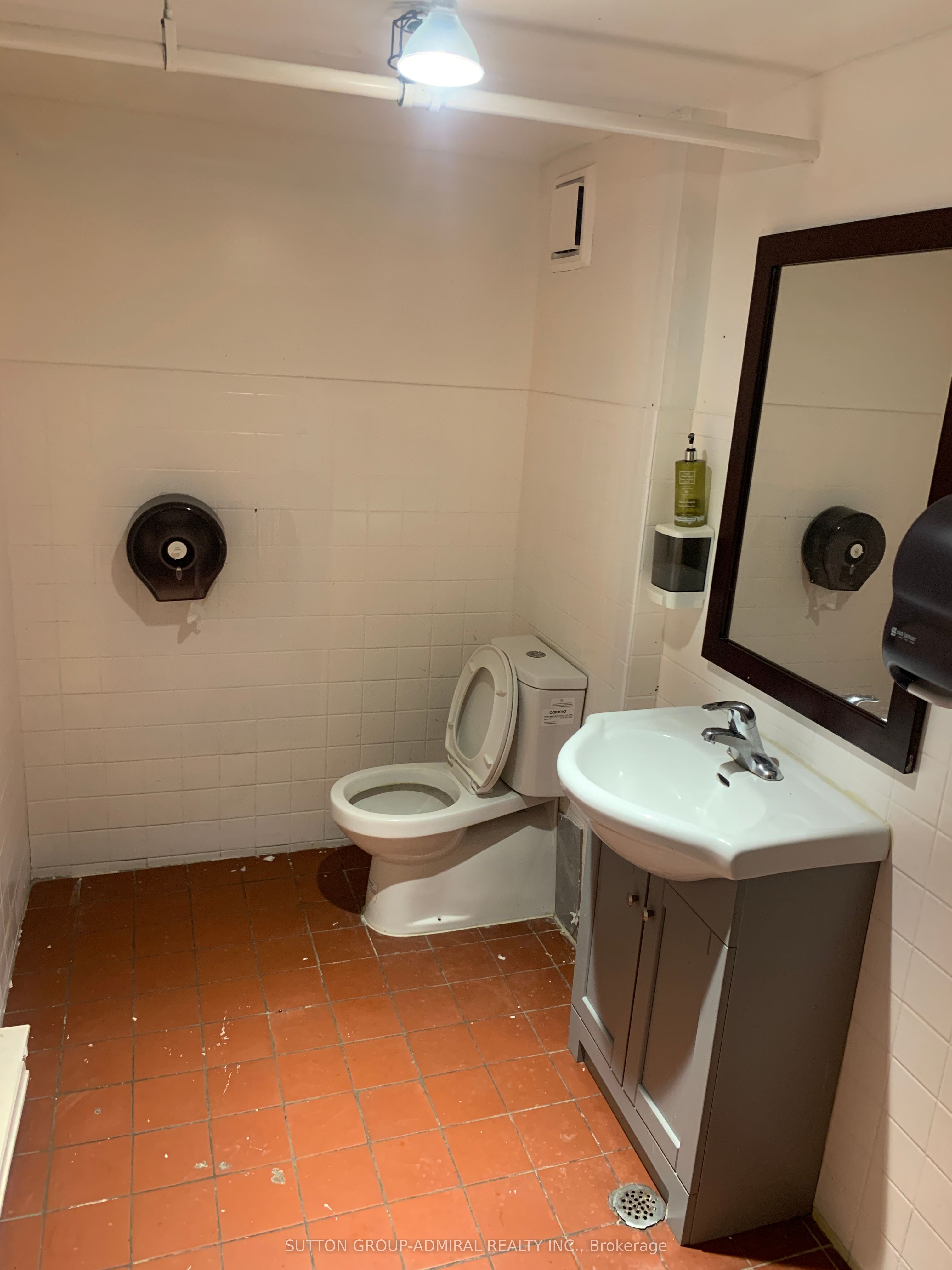 937 Danforth Avenue Property Photo 12
