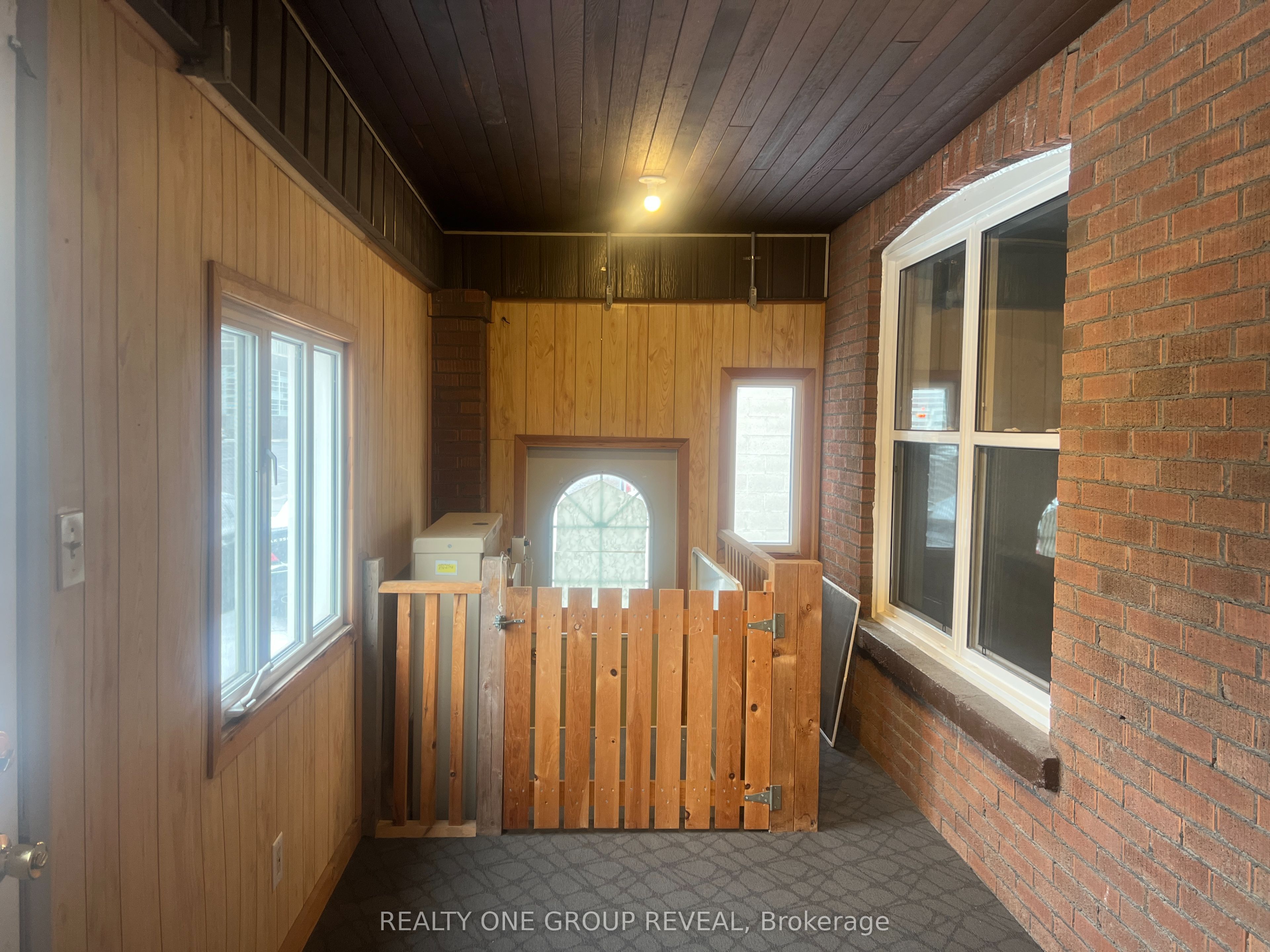 77 Bond Street Property Photo 4