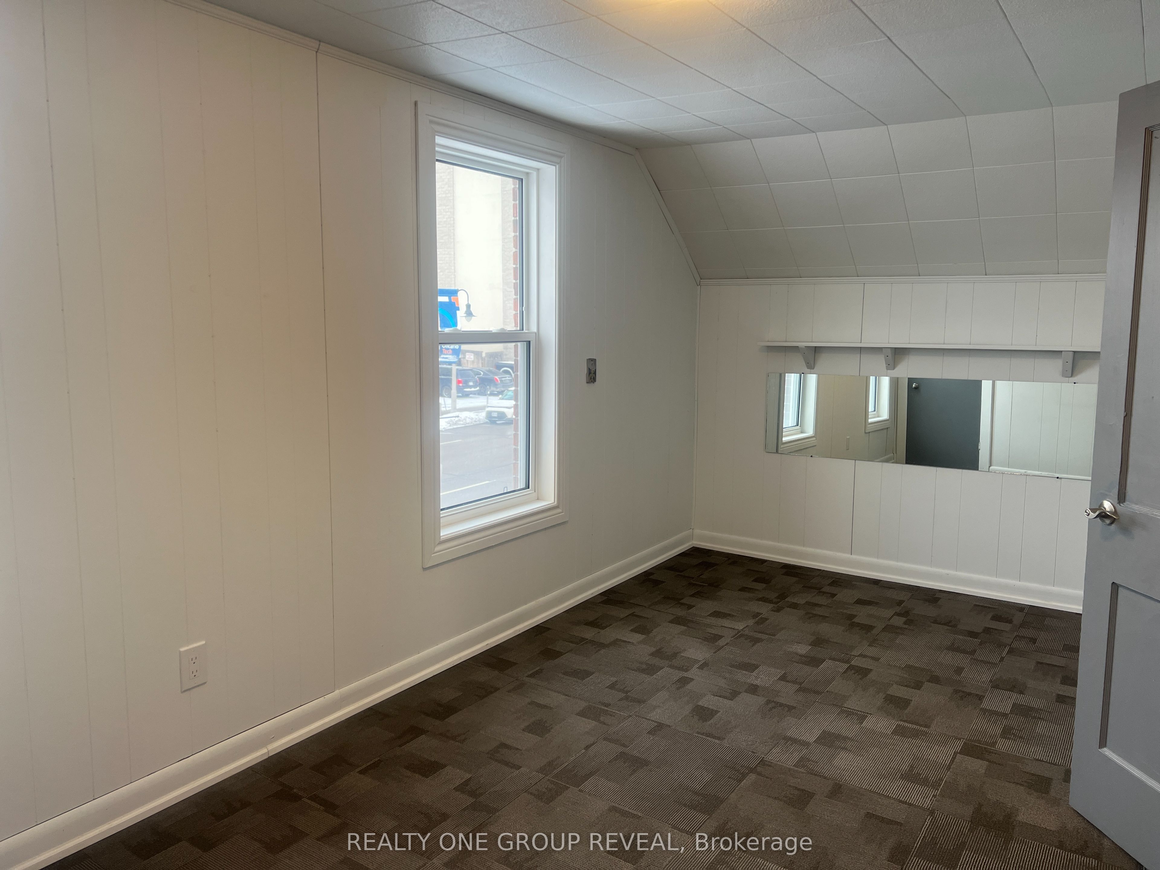 77 Bond Street Property Photo 20