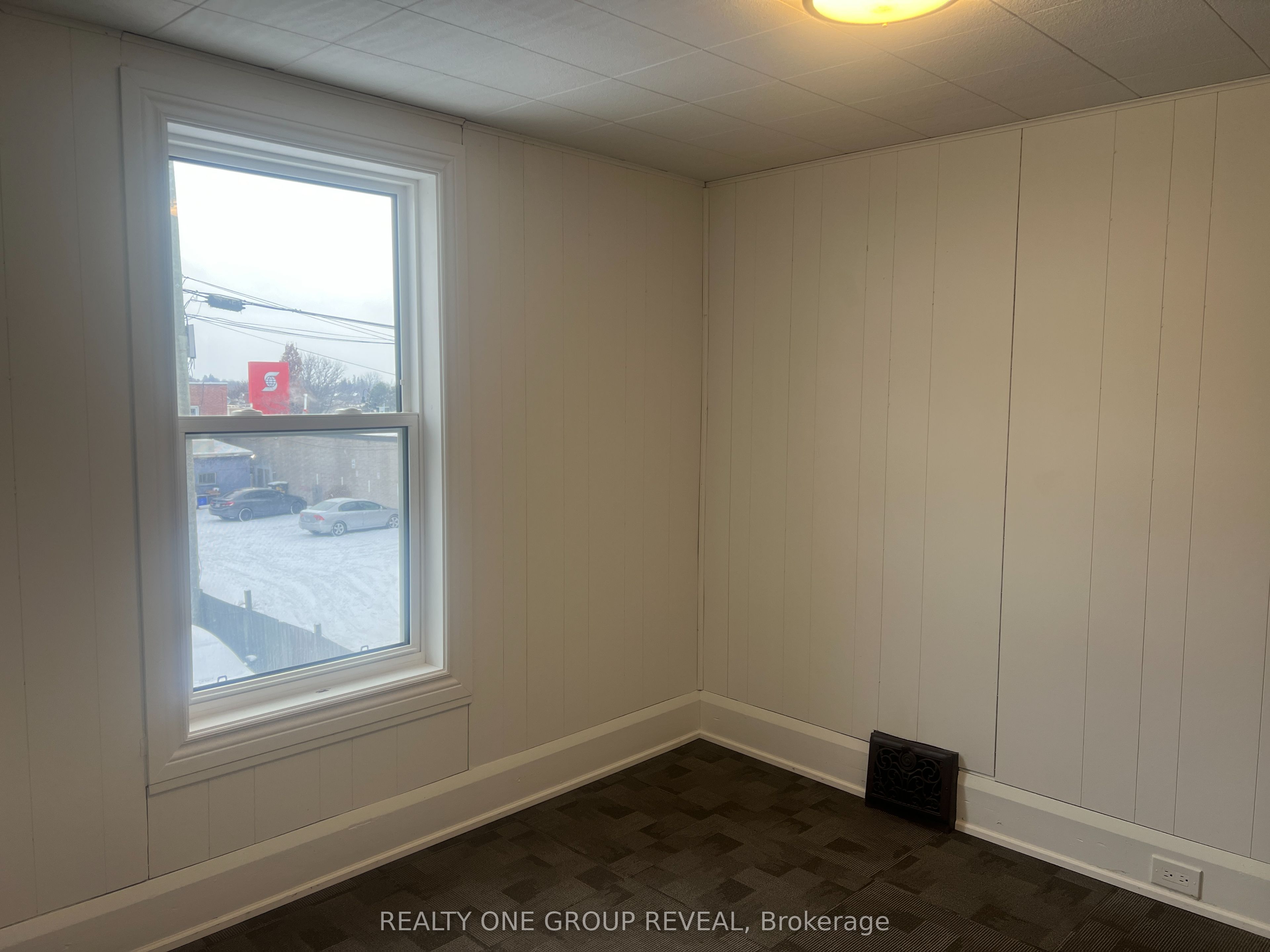 77 Bond Street Property Photo 24