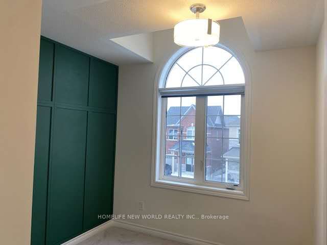 2406 Angora Street Property Photo 28