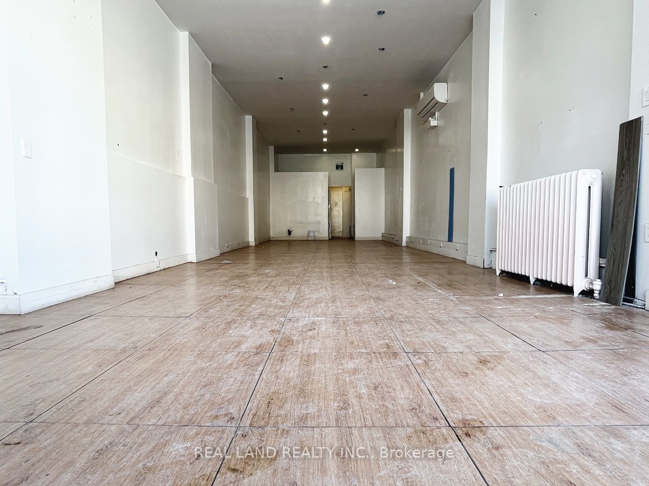 27 King Street Property Photo 8