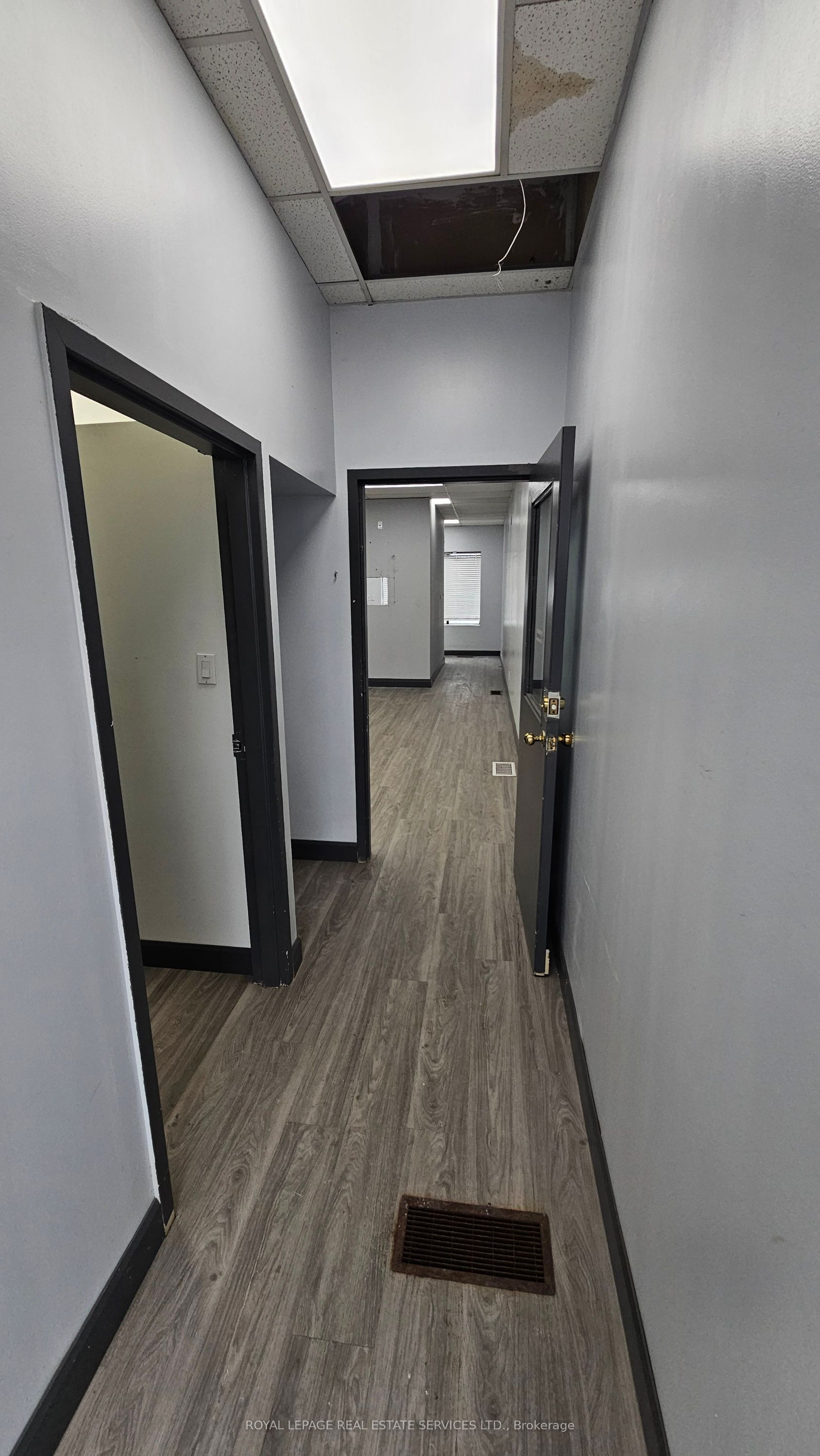 1359 Woodbine Avenue Property Photo 6