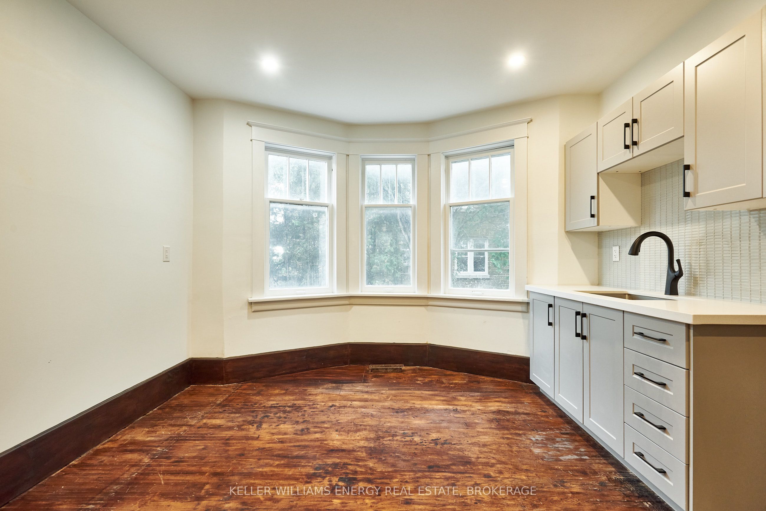 24 Baldwin St Property Photo 9