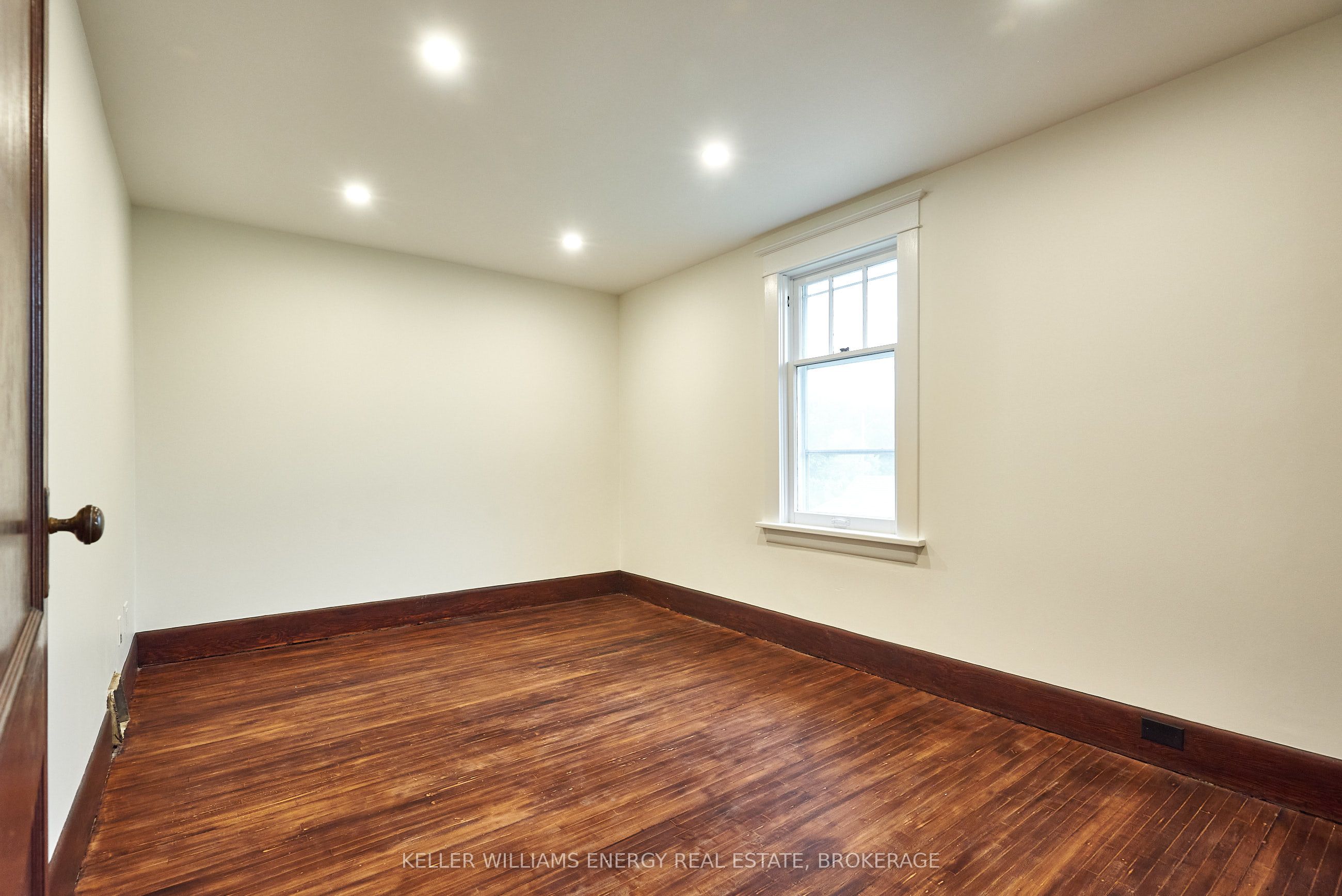 24 Baldwin St Property Photo 17